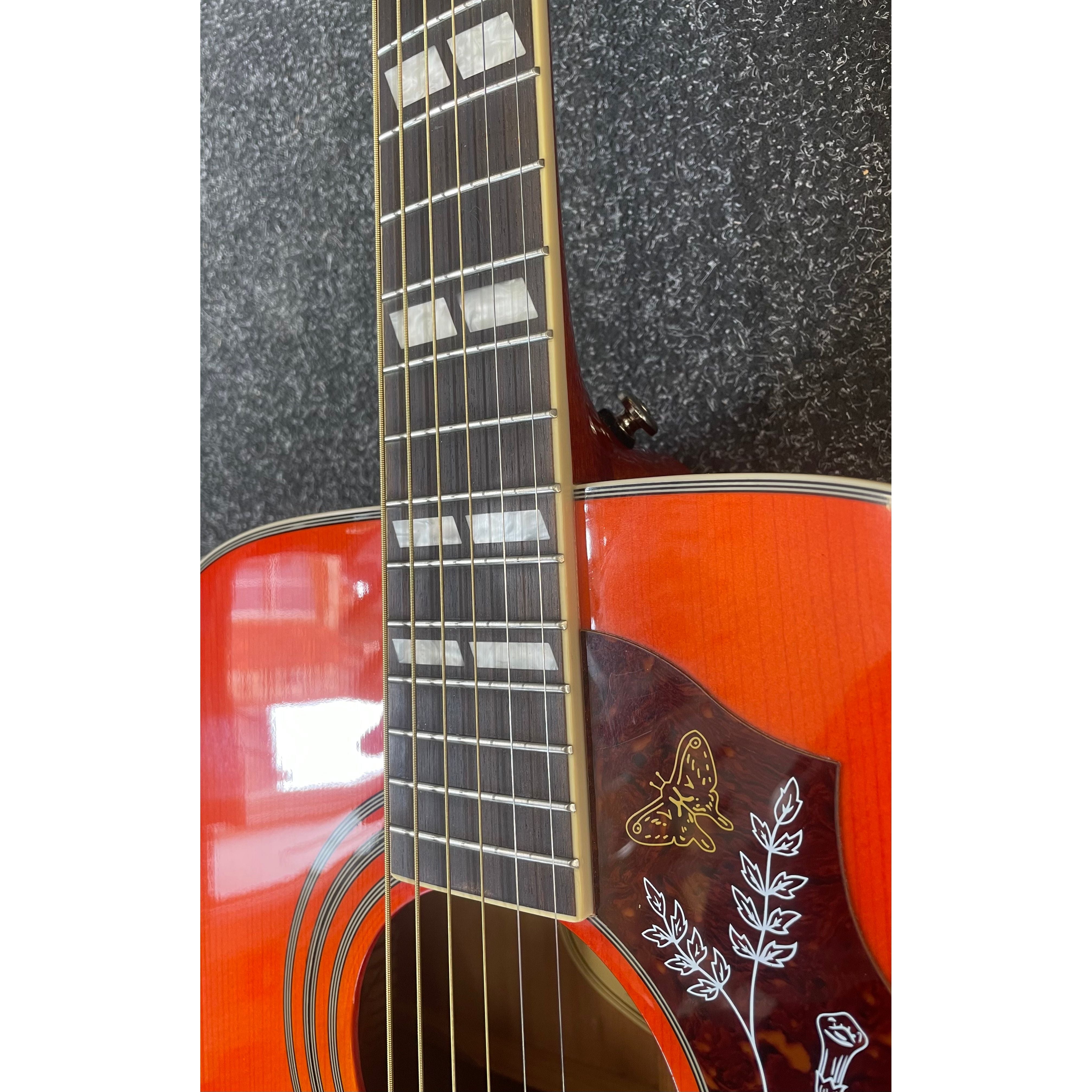 Epiphone Hummingbird Pro Electro Acoustic Dreadnought Guitar in Faded Cherry with Gigbag Pre-Owned
