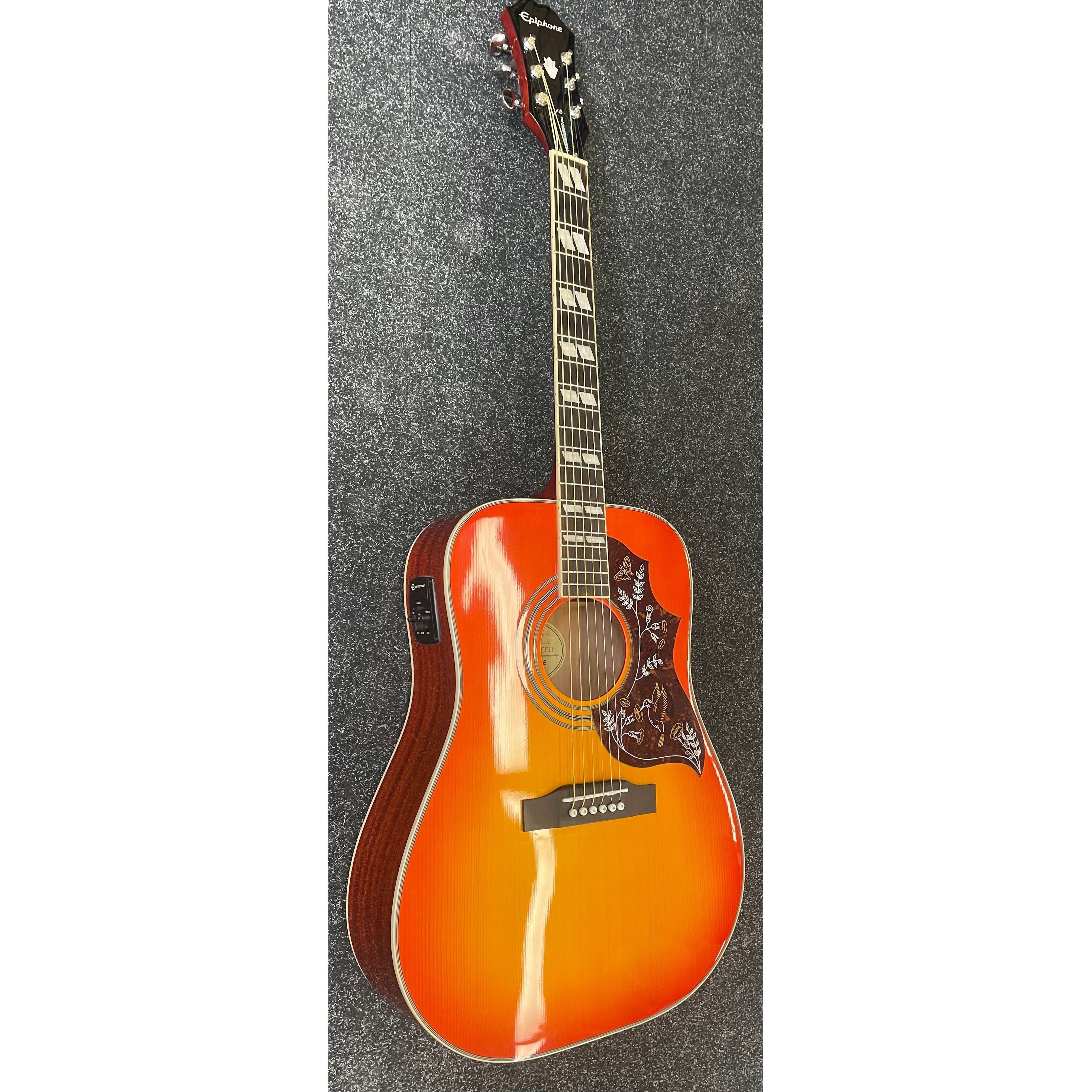 Epiphone Hummingbird Pro Electro Acoustic Dreadnought Guitar in Faded Cherry with Gigbag Pre-Owned