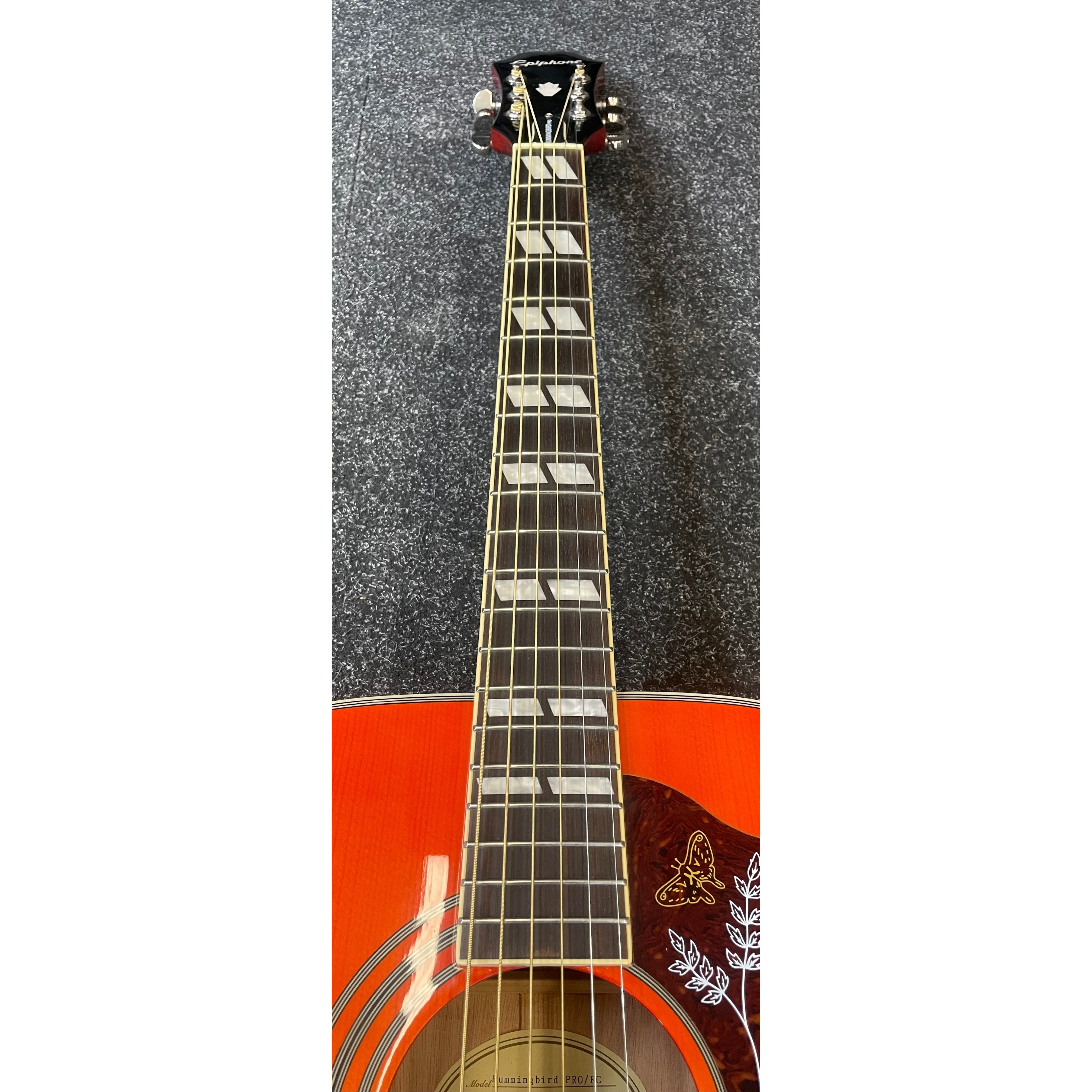 Epiphone Hummingbird Pro Electro Acoustic Dreadnought Guitar in Faded Cherry with Gigbag Pre-Owned