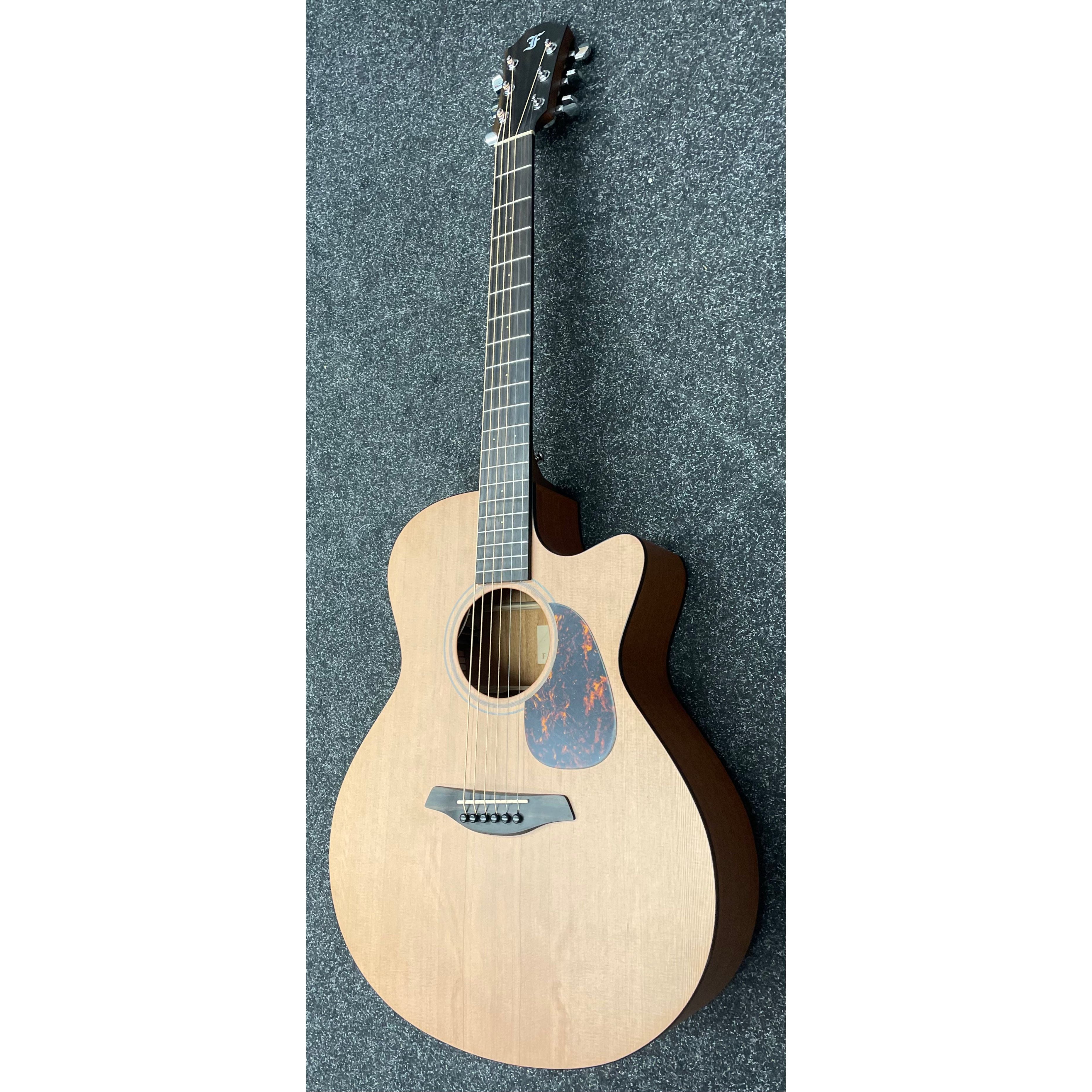 Furch Masters Choice Blue Grand Auditorium Electro Acoustic Guitar GC-CM SPE with LR Baggs Stagepro Element Preamp Pre-Owned