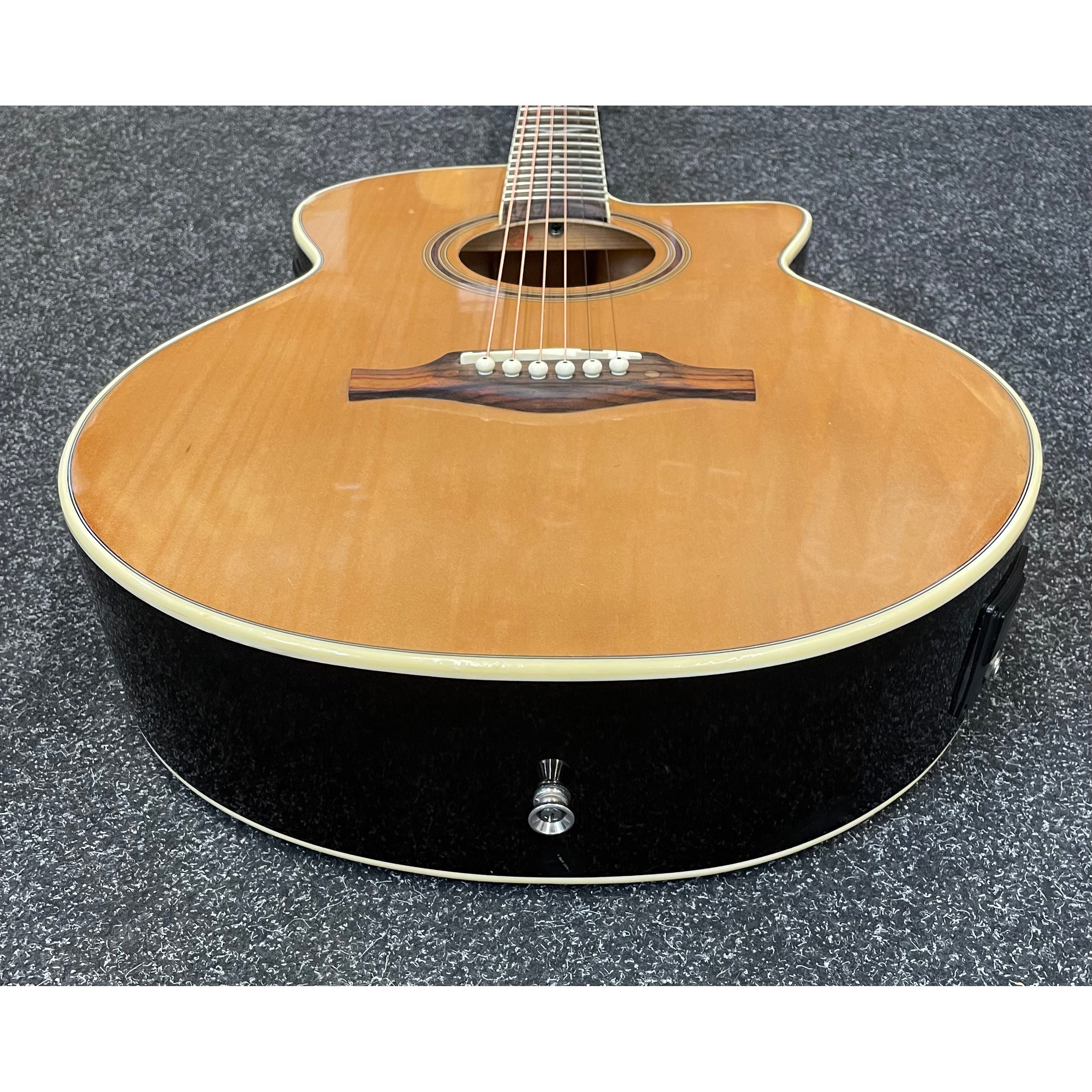 EKO NXT Series Electro Acoustic Guitar 018 CW EQ in Natural Gloss FInish Pre-Owned
