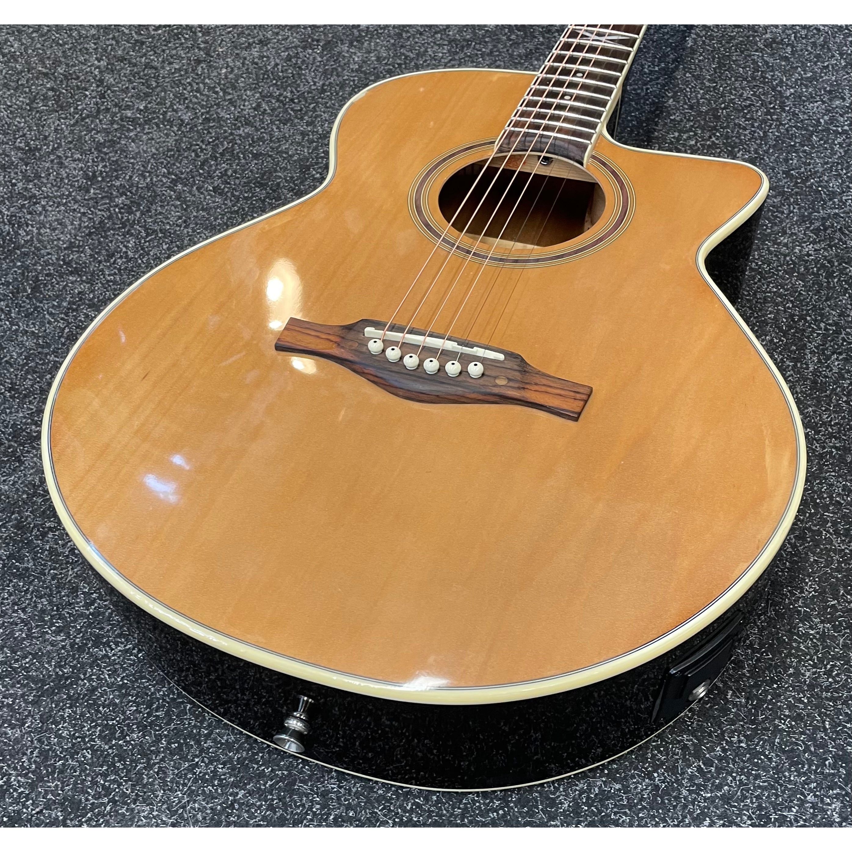 EKO NXT Series Electro Acoustic Guitar 018 CW EQ in Natural Gloss FInish Pre-Owned