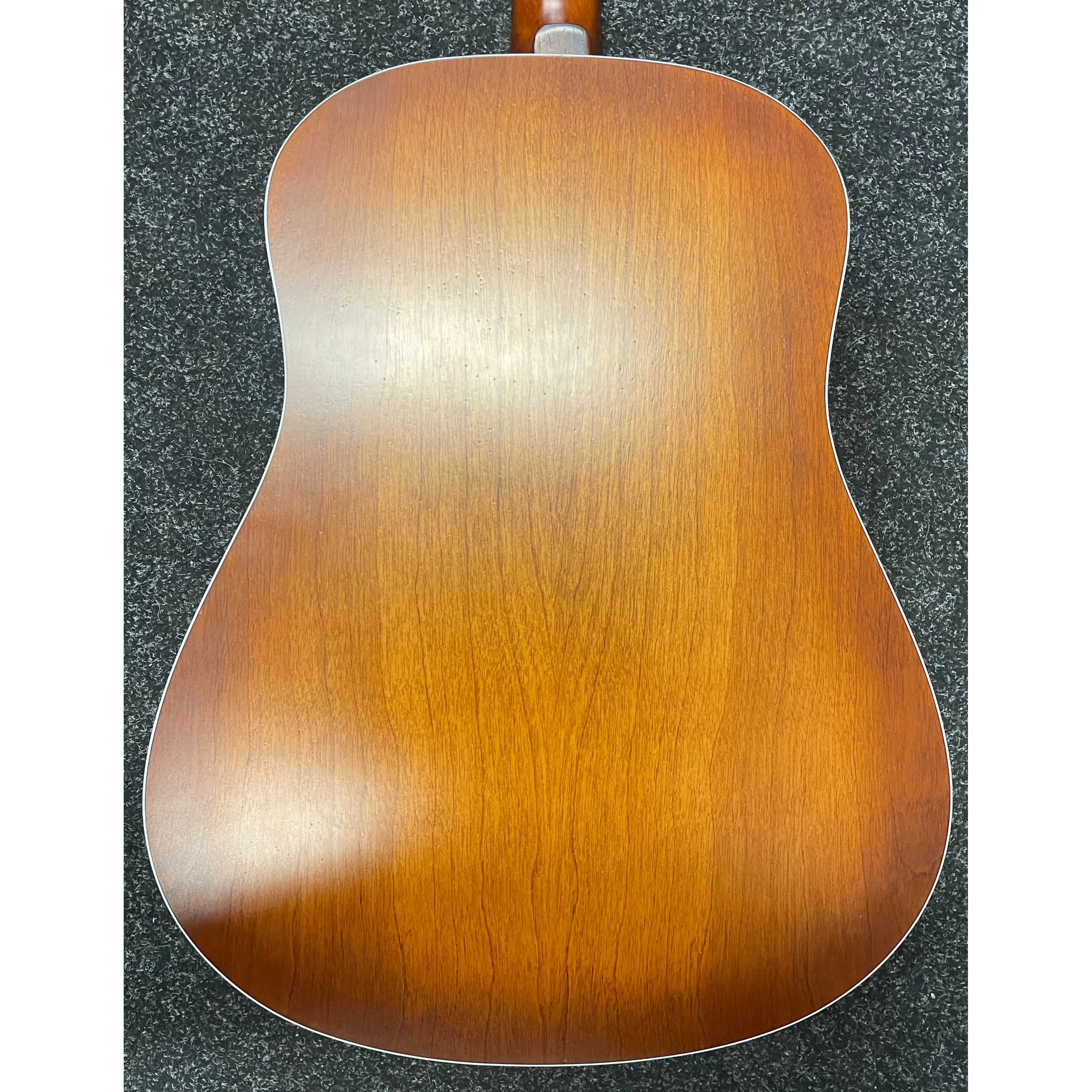 Seagull Entourage QIT in Autumn Burst Electro Acoustic Guitar Pre-Owned