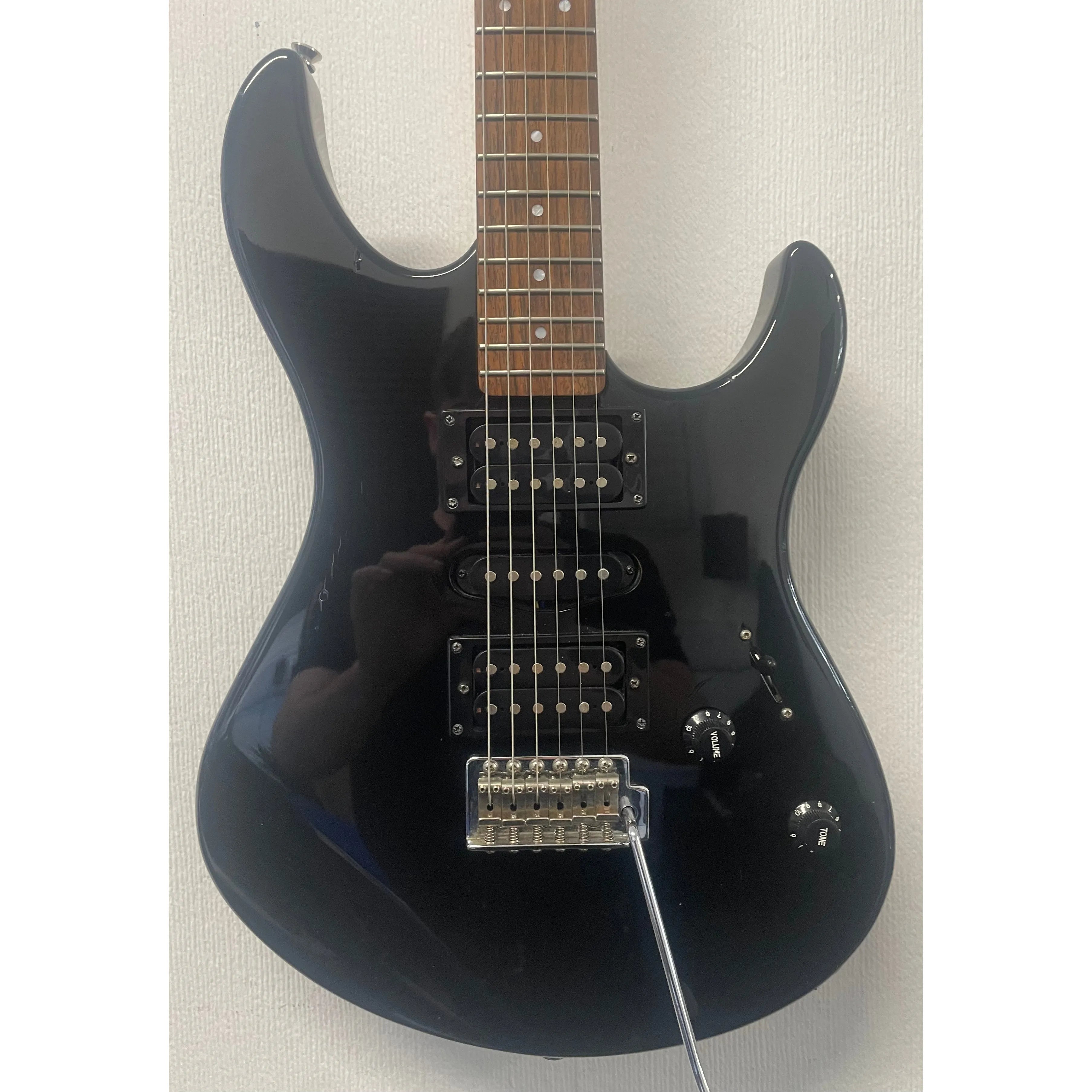 Yamaha ERG121 Electric Guitar in Black Pre-Owned