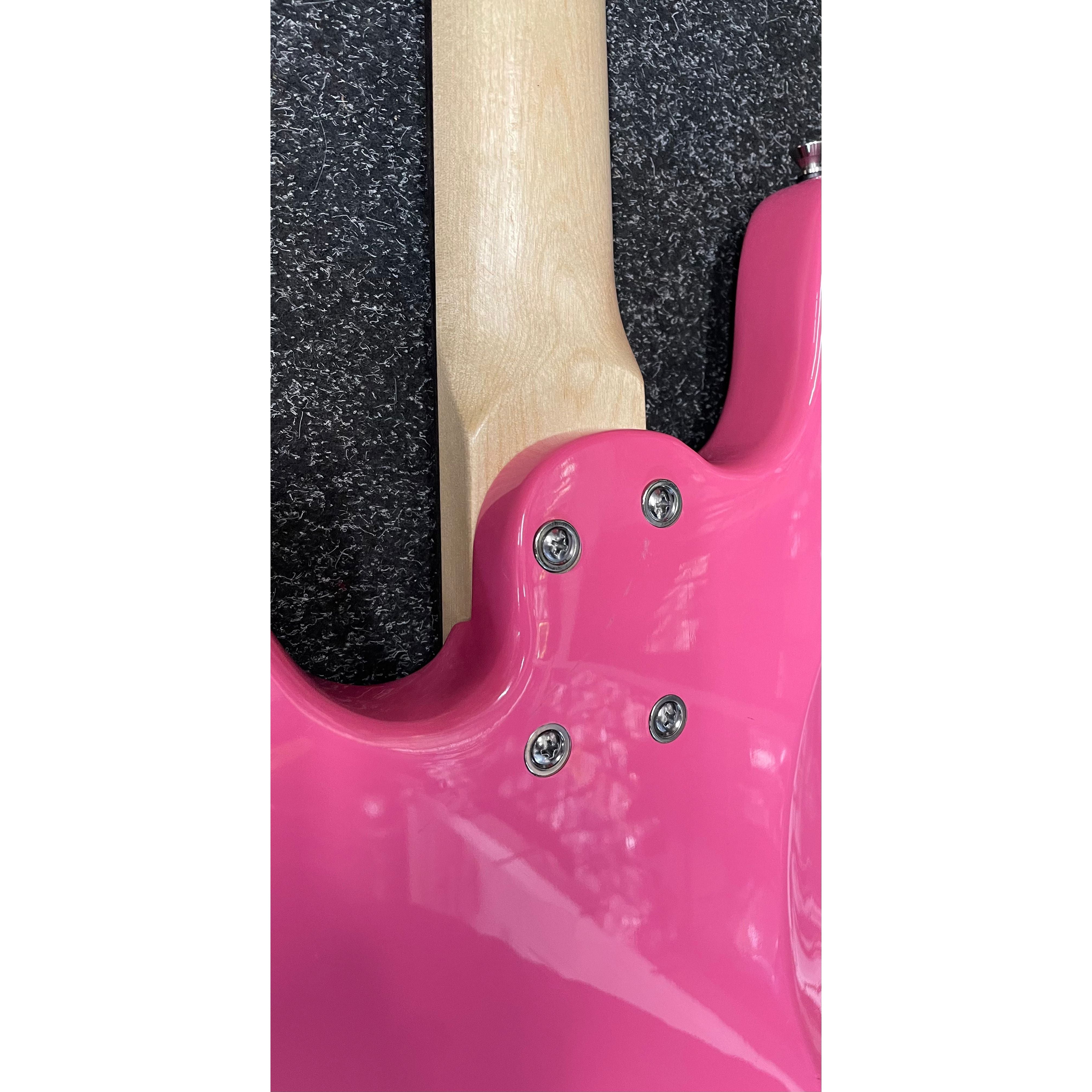 Gear4music LA Electric Bass Guitar P-Style in Gloss Pink Pre-Owned
