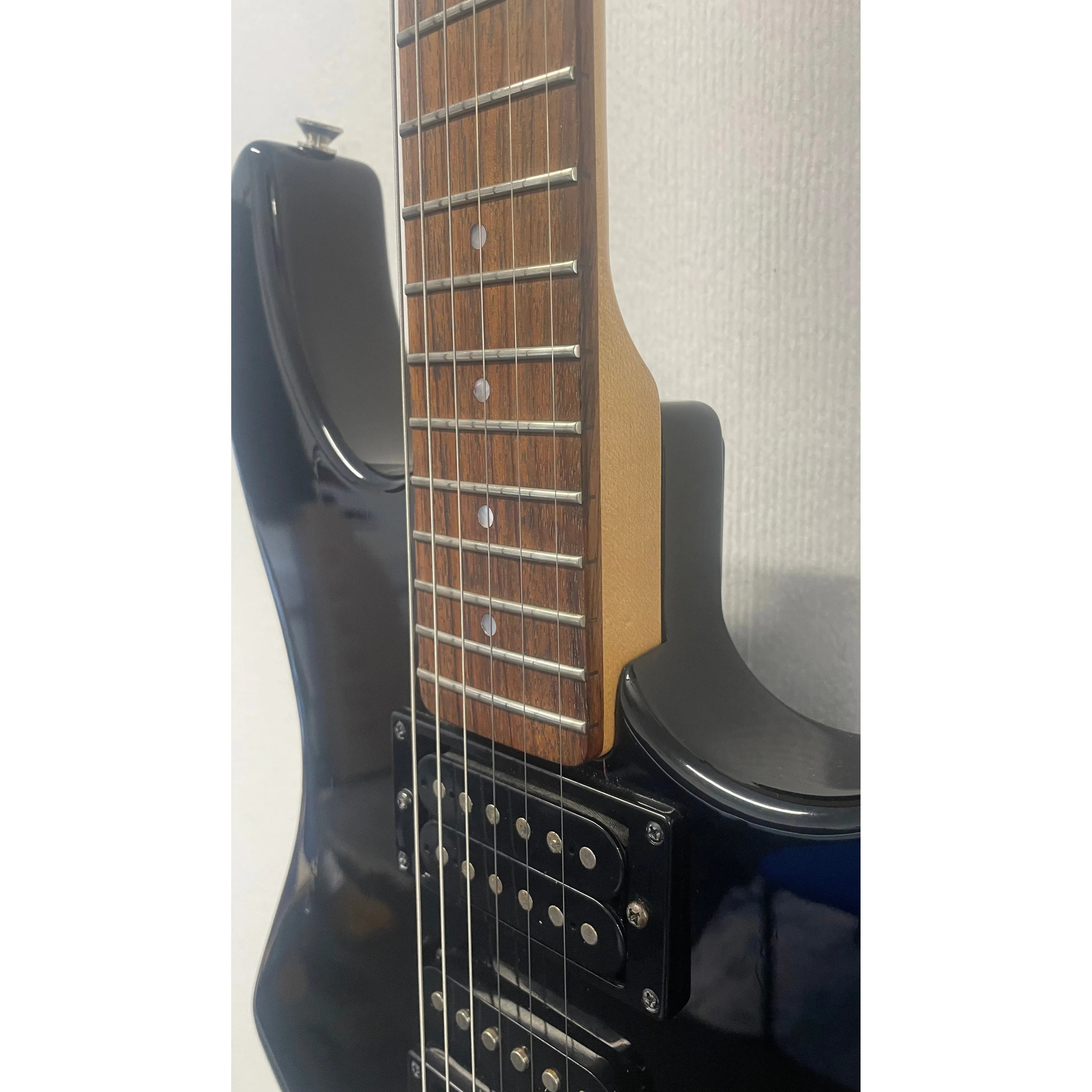 Yamaha ERG121 Electric Guitar in Black Pre-Owned