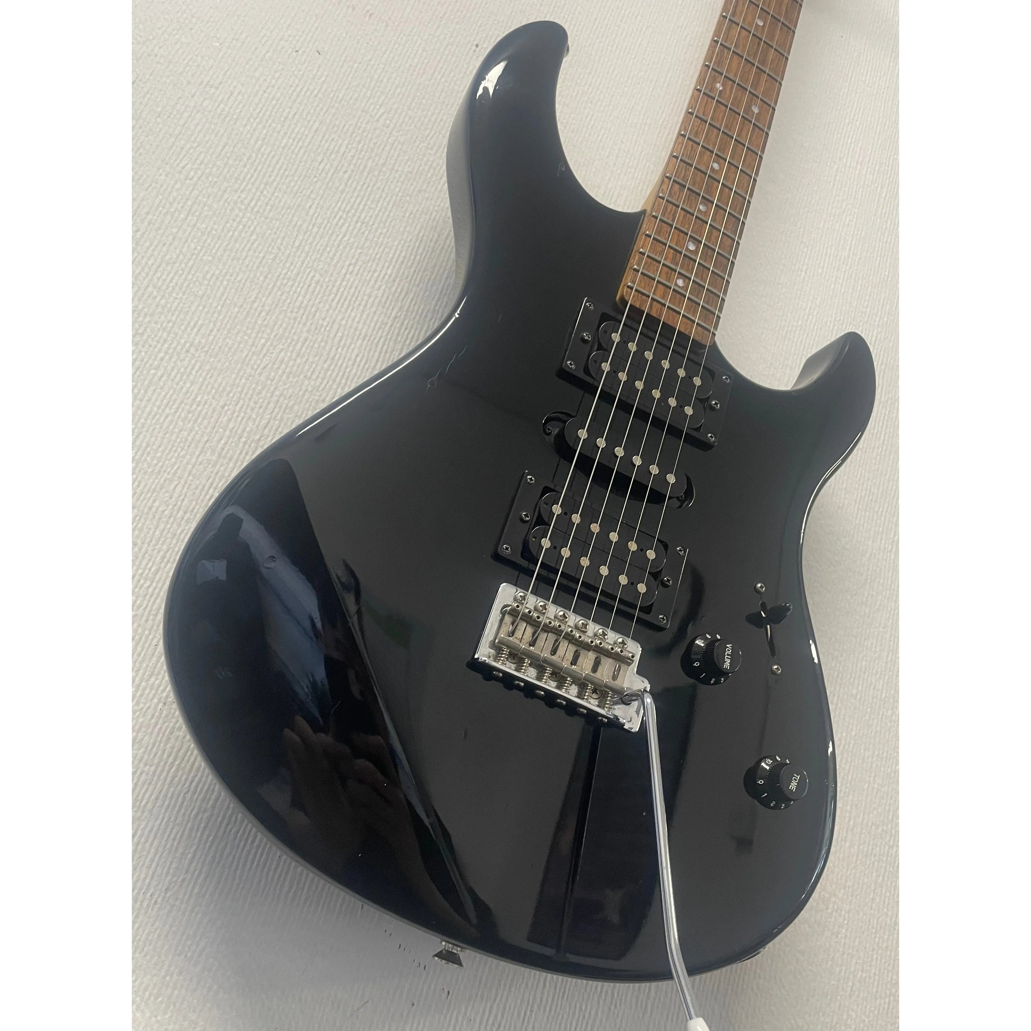Yamaha ERG121 Electric Guitar in Black Pre-Owned