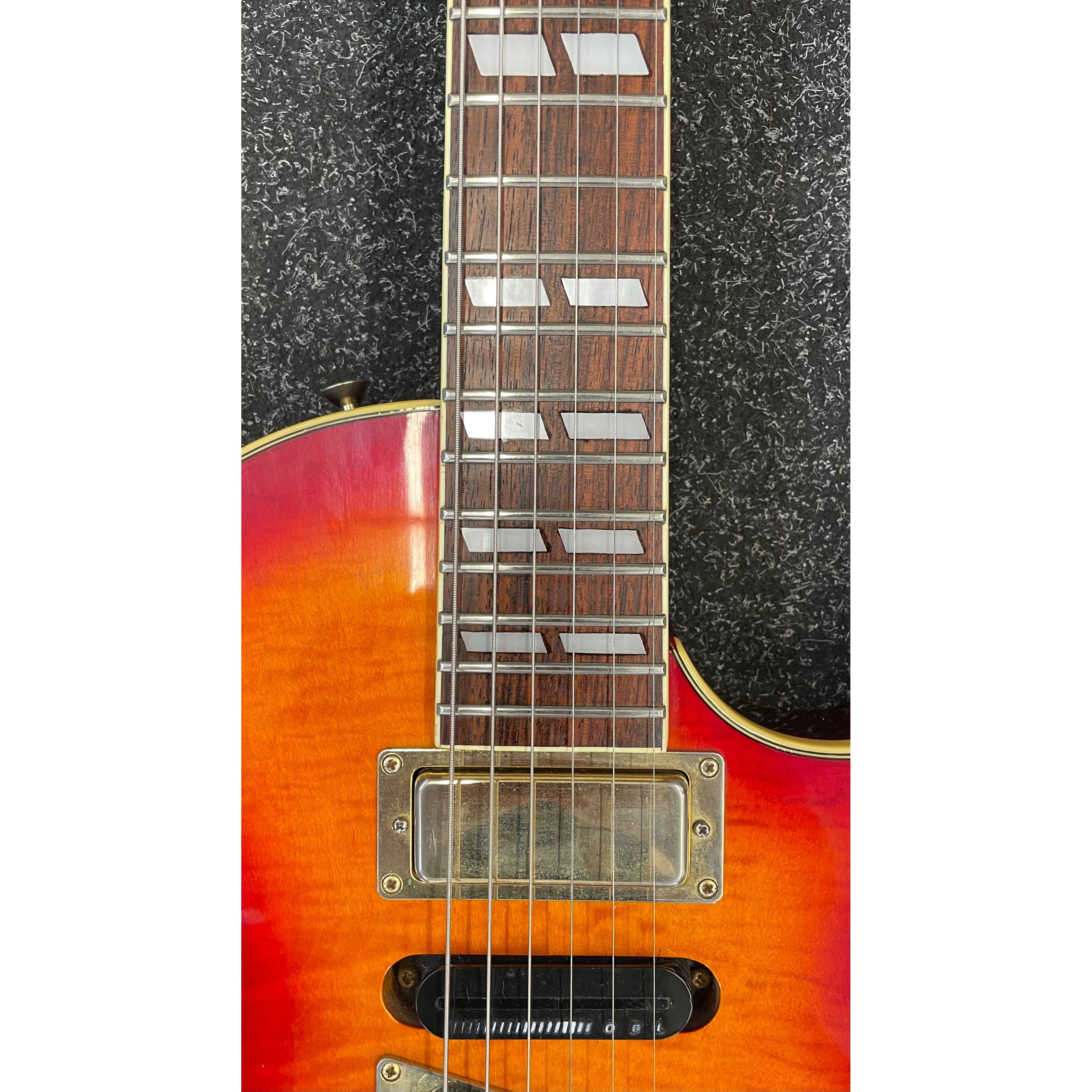 Epiphone Nighthawk Special 3 Electric Guitar in Cherry Sunburst, 1995, Samick Korea with Hardcase Pre-Owned