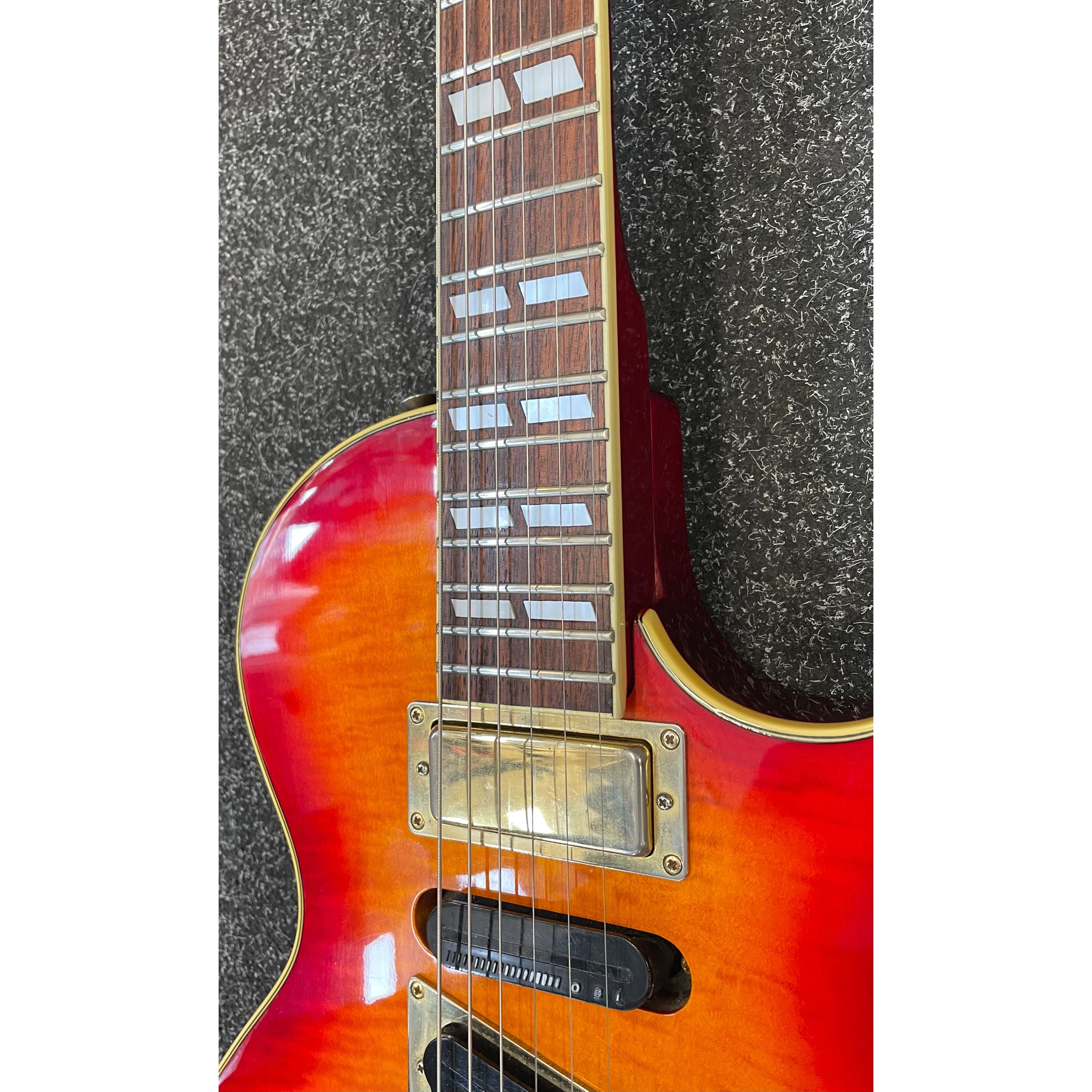 Epiphone Nighthawk Special 3 Electric Guitar in Cherry Sunburst, 1995, Samick Korea with Hardcase Pre-Owned