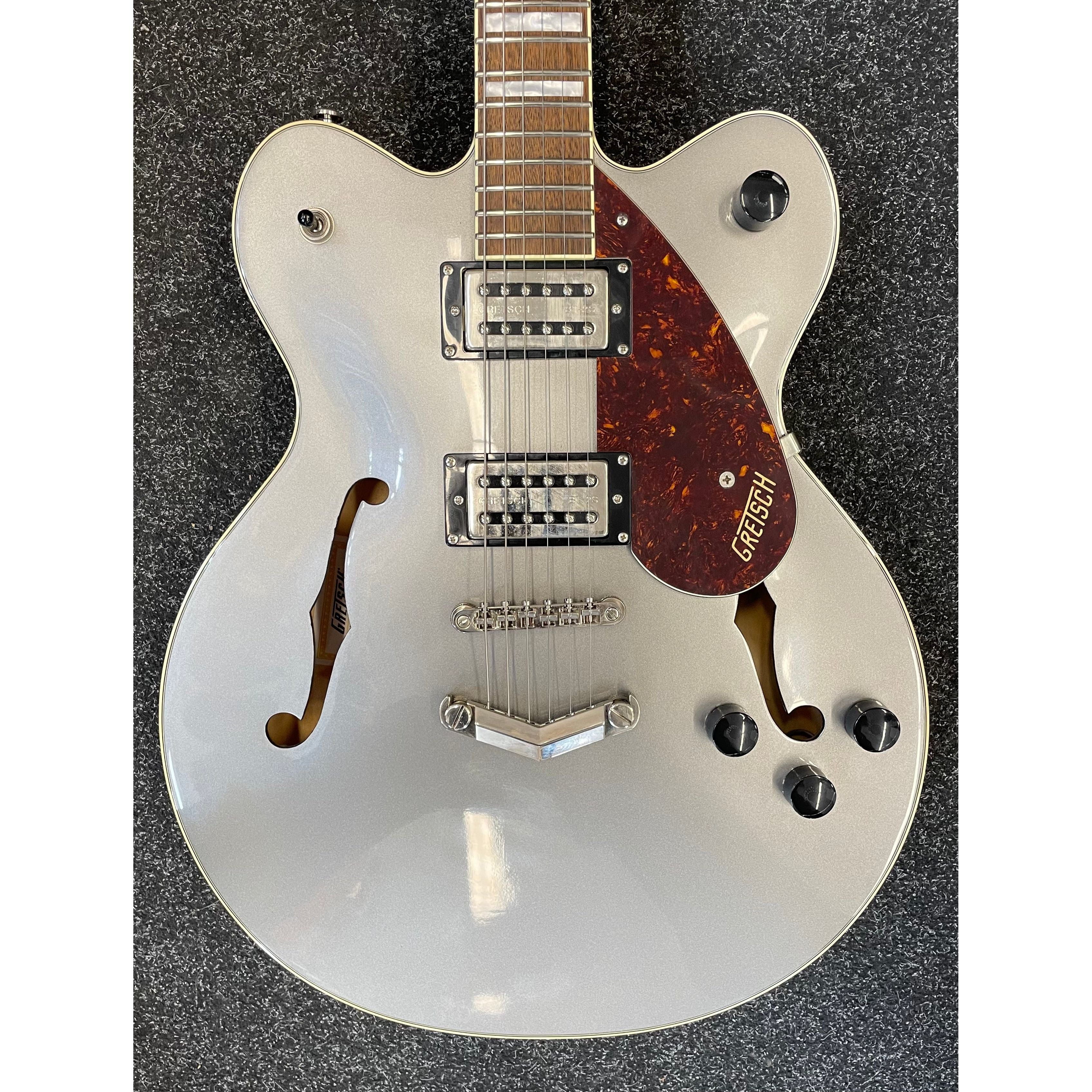 Gretsch G2622 Streamliner Hollowbody Electric Guitar with Center Block, Double-cut & V-Stoptail in Gun Metal Pre-Owned