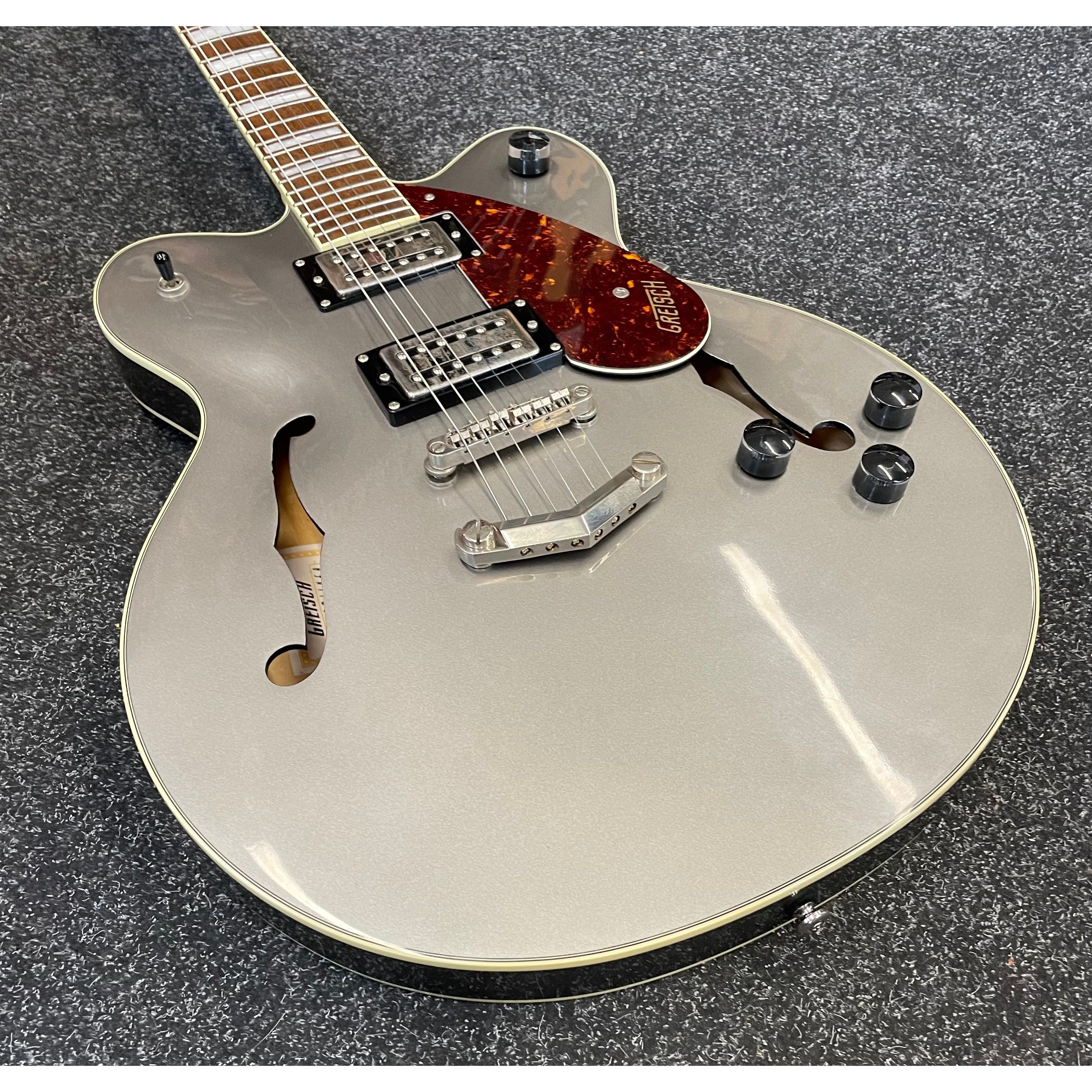 Gretsch G2622 Streamliner Hollowbody Electric Guitar with Center Block, Double-cut & V-Stoptail in Gun Metal Pre-Owned