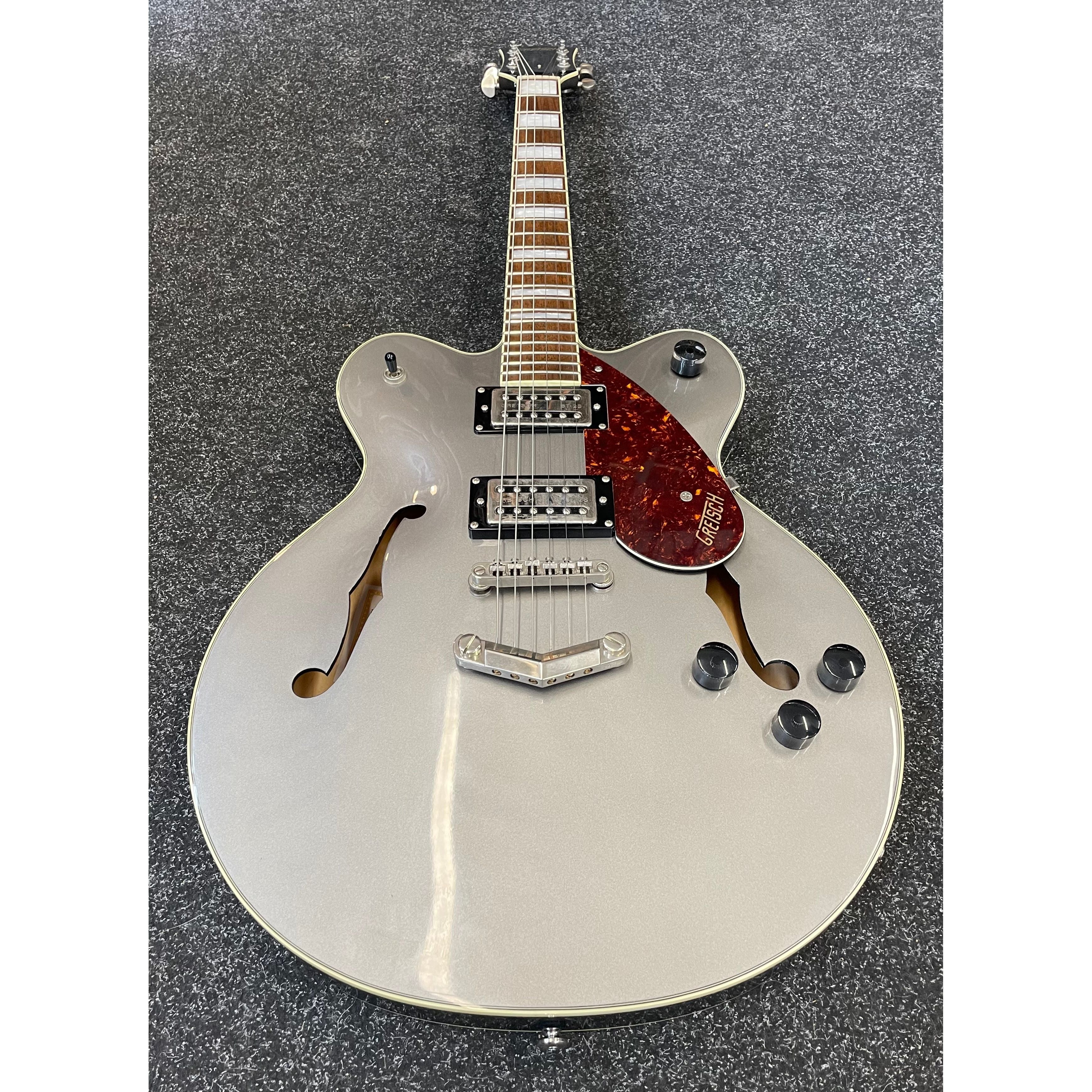 Gretsch G2622 Streamliner Hollowbody Electric Guitar with Center Block, Double-cut & V-Stoptail in Gun Metal Pre-Owned