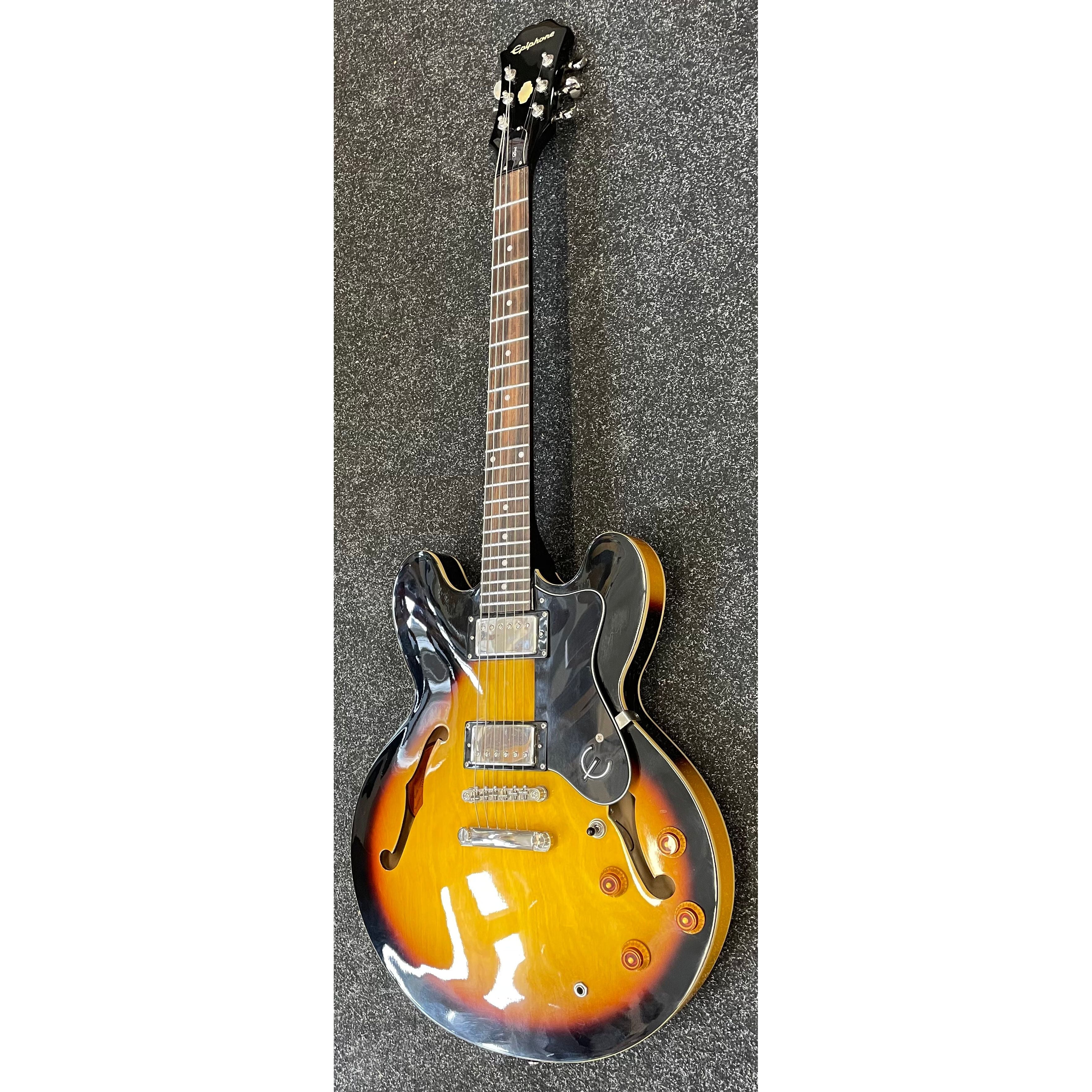 Epiphone Dot VS Hollowbody Electric Guitar ES-335 in Tobacco Sunburst Pre-Owned