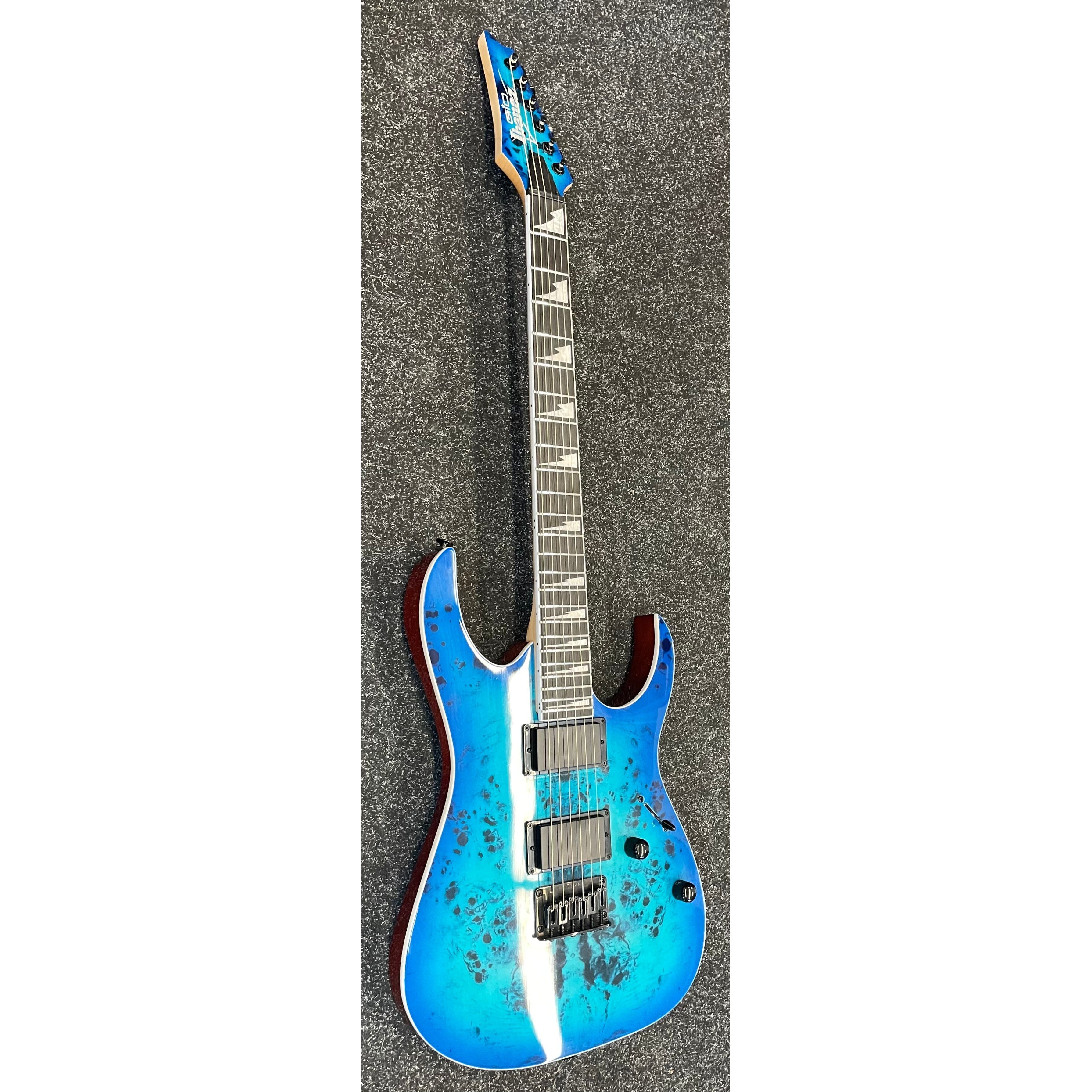 Ibanez RG Gio Series GRGR221PA-AGB Electric guitar in Aqua Burst Pre-Owned