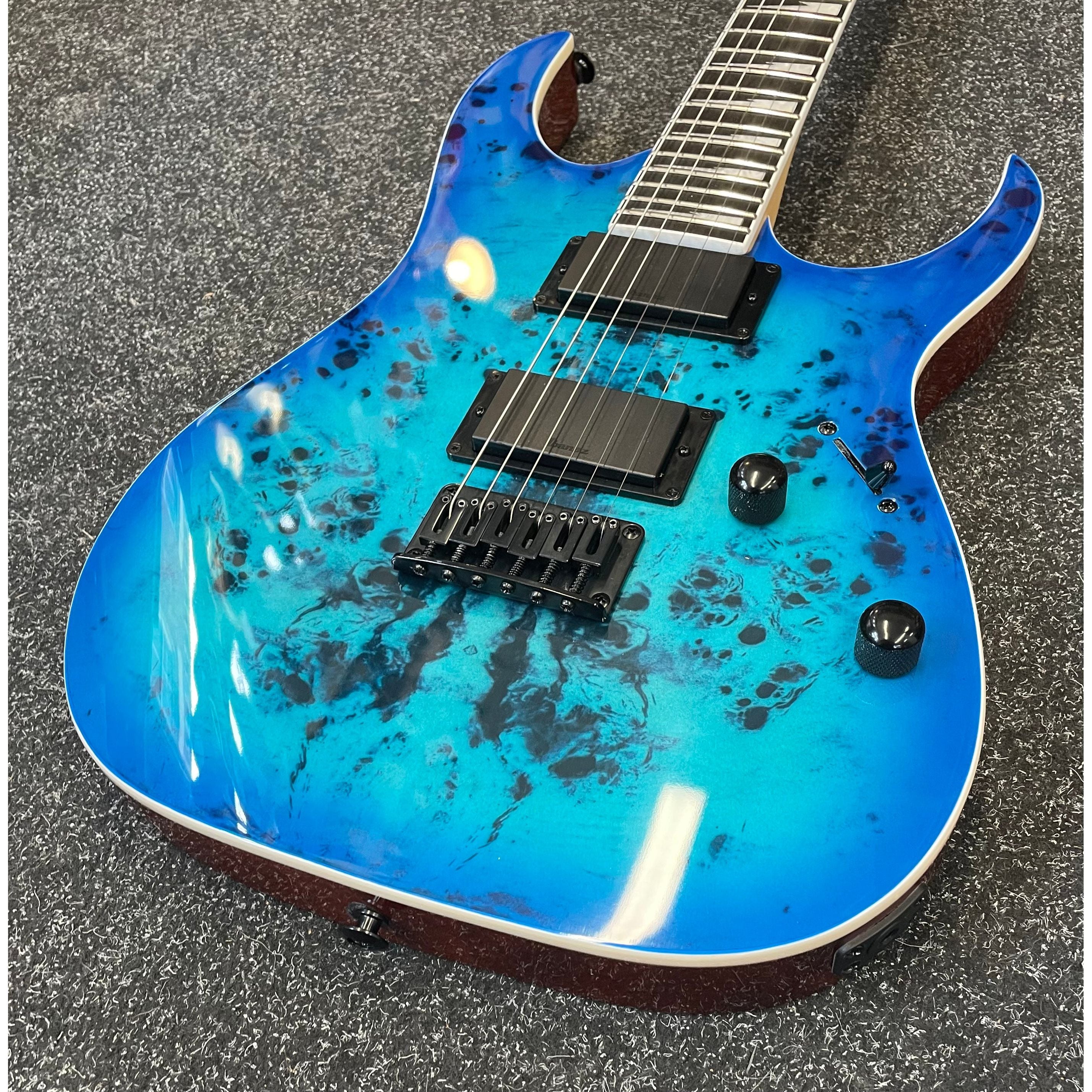 Ibanez RG Gio Series GRGR221PA-AGB Electric guitar in Aqua Burst Pre-Owned