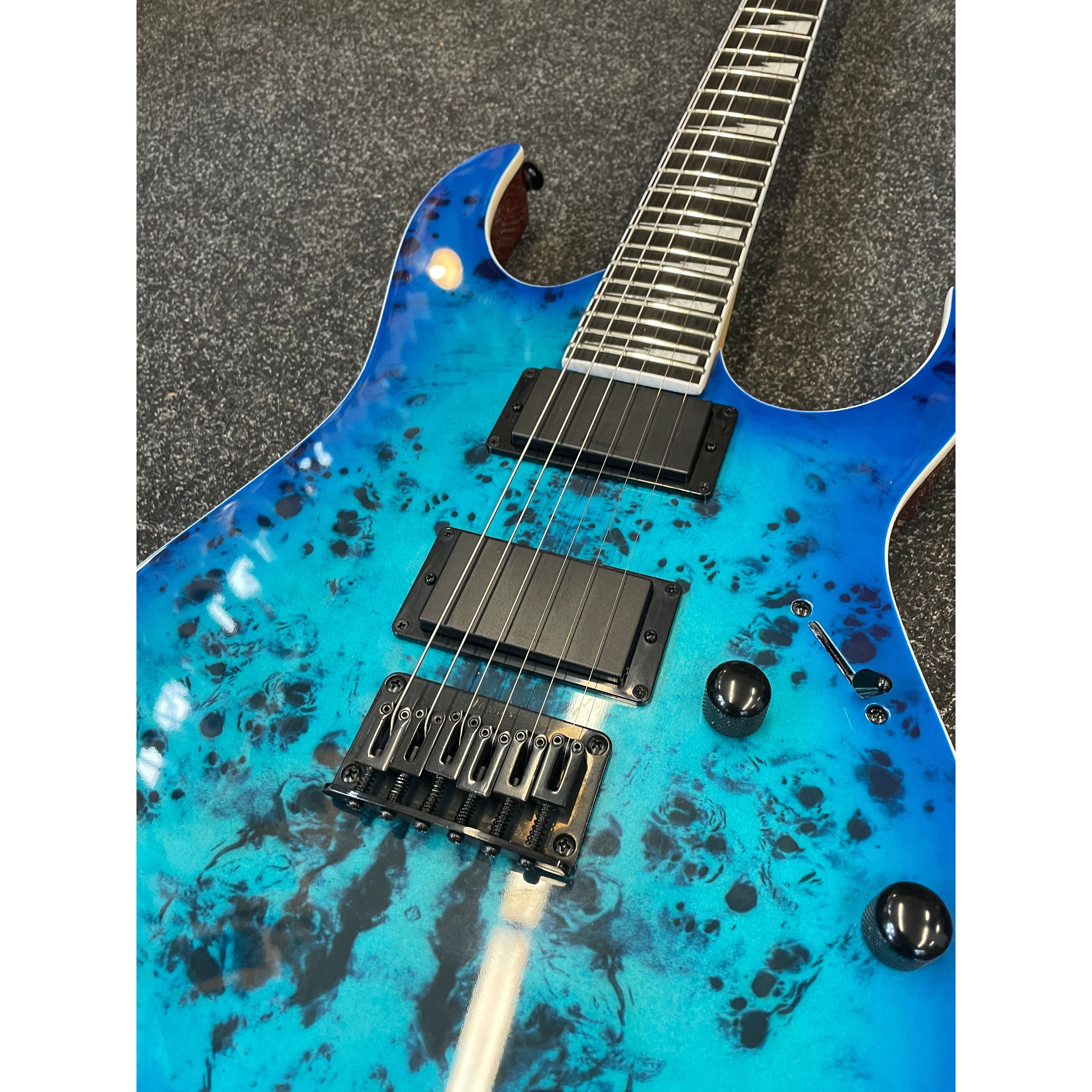 Ibanez RG Gio Series GRGR221PA-AGB Electric guitar in Aqua Burst Pre-Owned