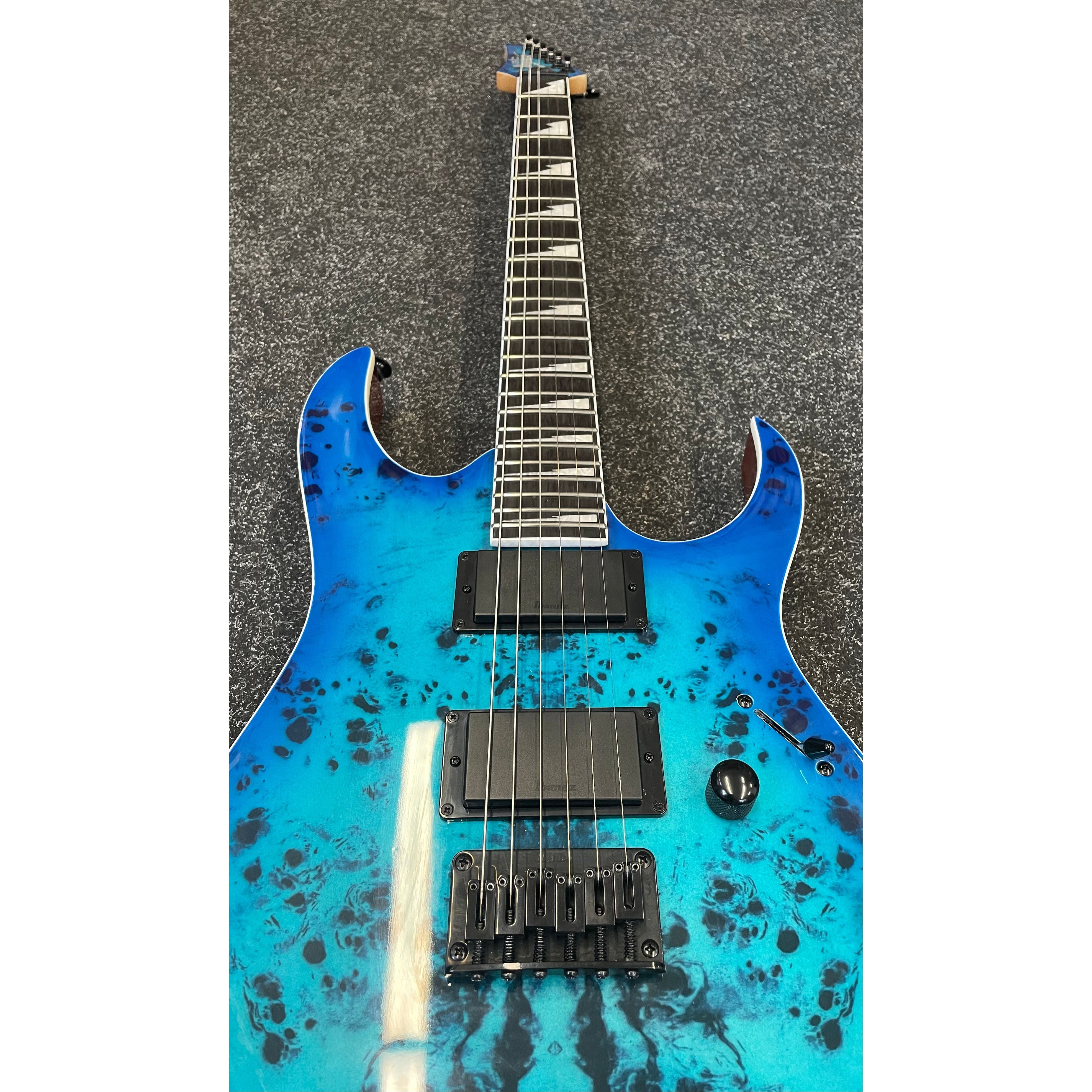 Ibanez RG Gio Series GRGR221PA-AGB Electric guitar in Aqua Burst Pre-Owned