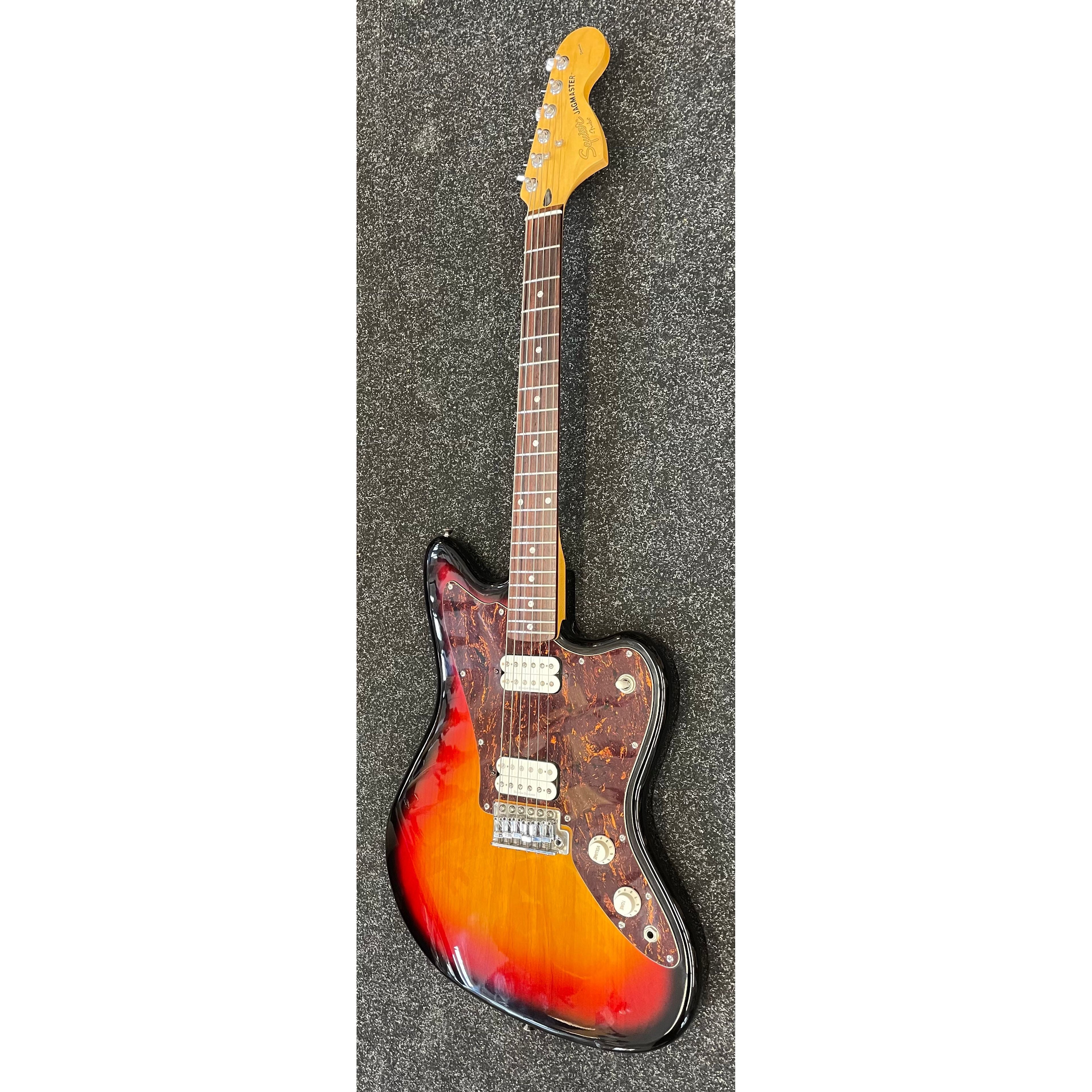 Squier by Fender Standard Series Jagmaster Hybrid Electric Guitar in Three Tone Sunburst Pre-Owned