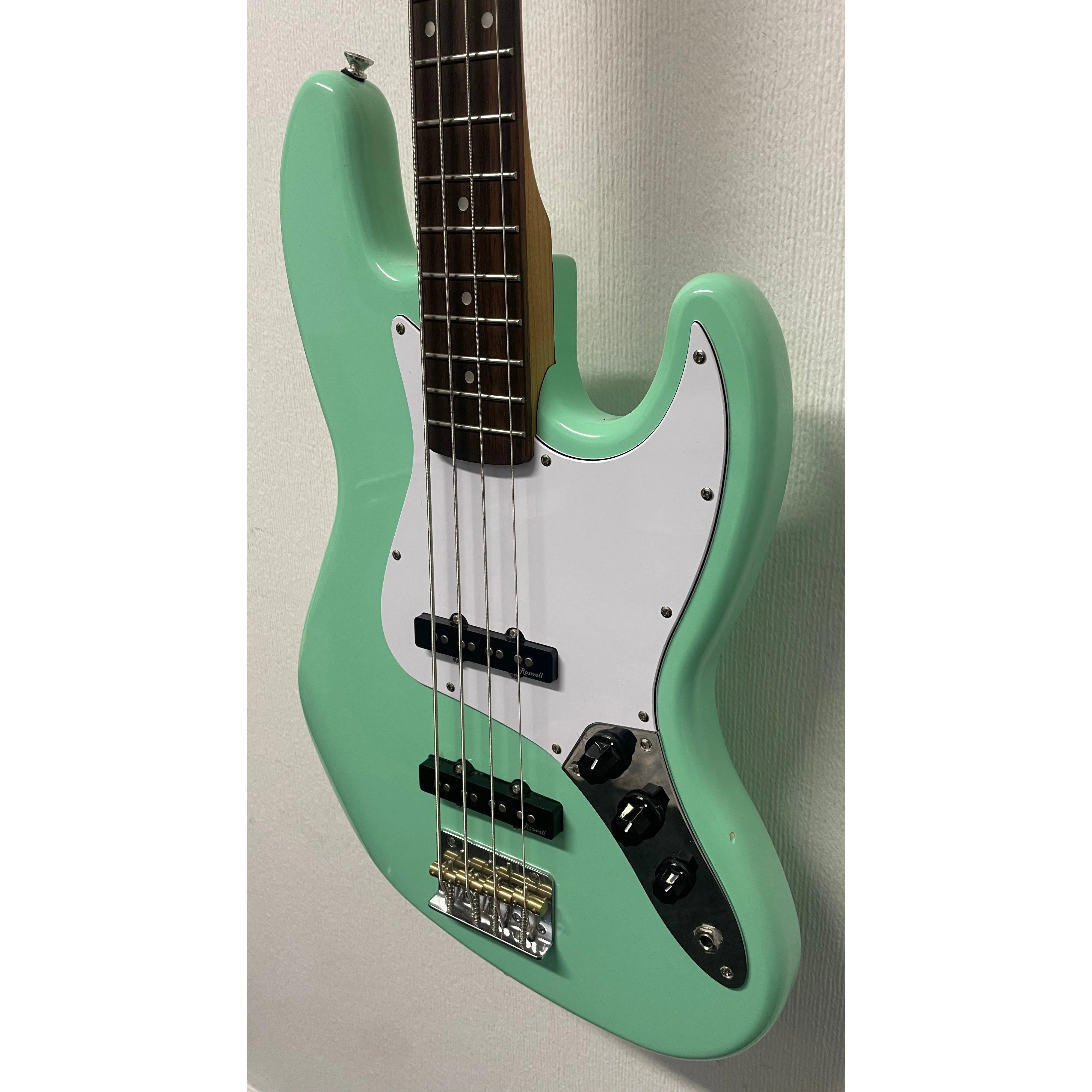 Harley Benton VT Series Bass Guitar in Gloss Green Finish Pre-Owned