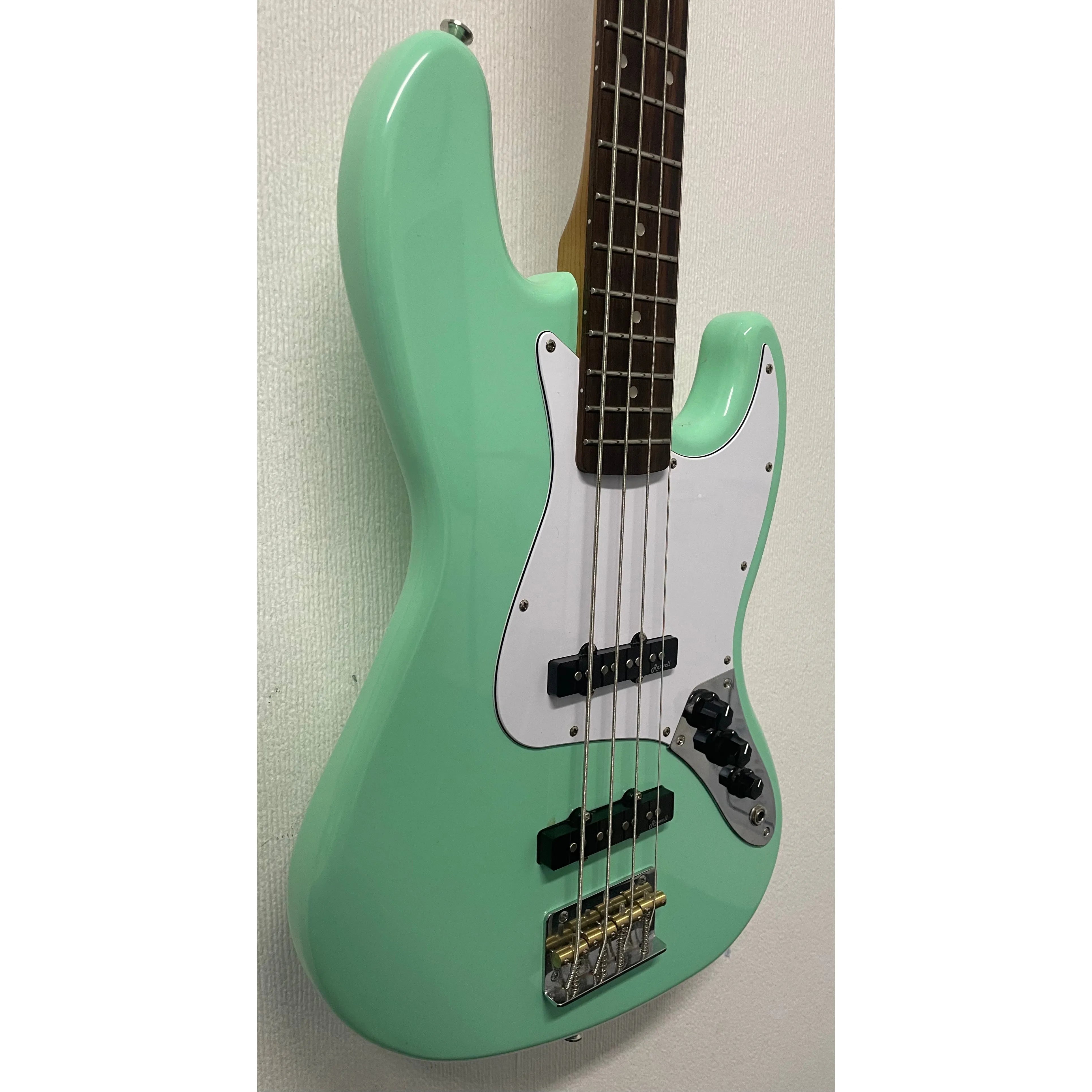 Harley Benton VT Series Bass Guitar in Gloss Green Finish Pre-Owned