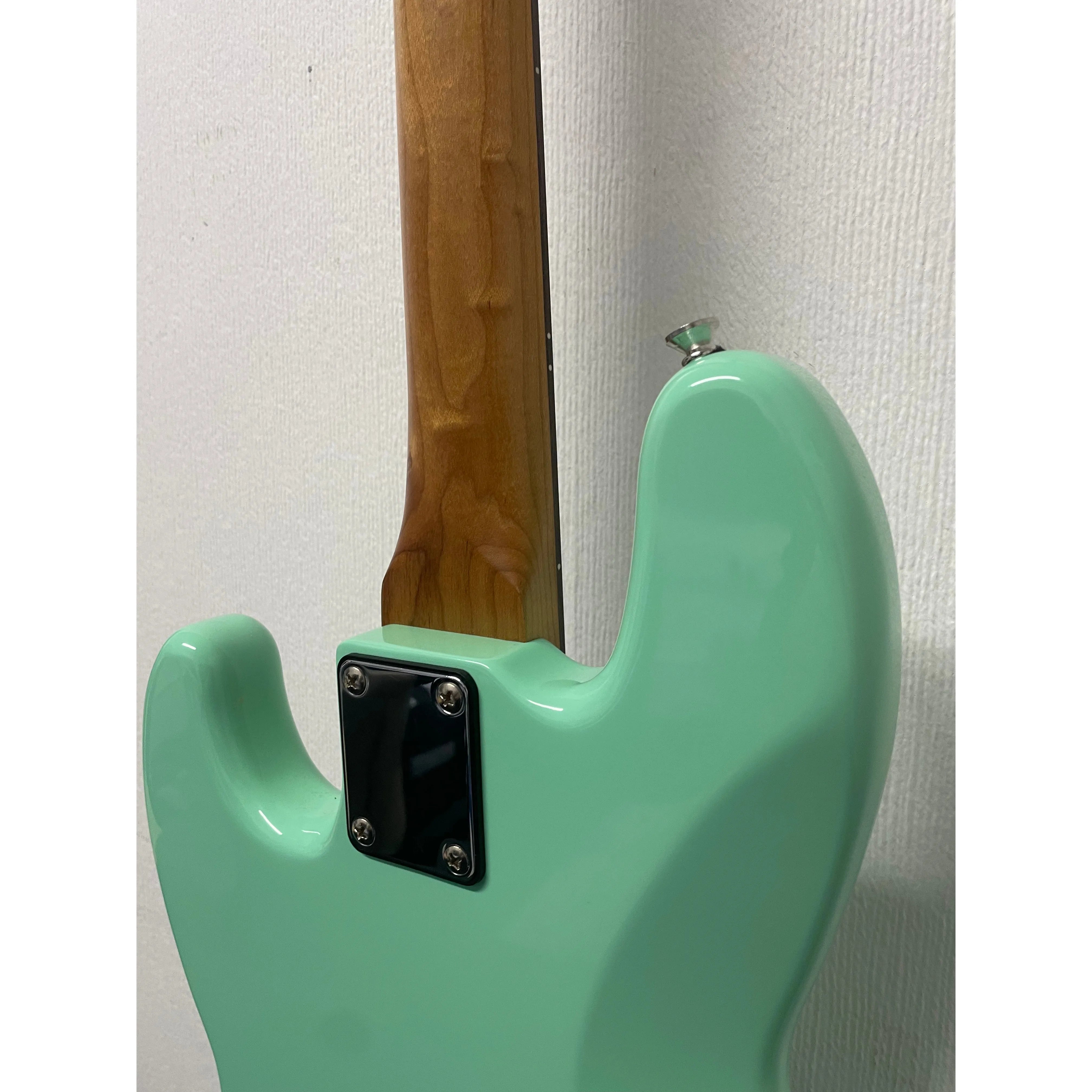Harley Benton VT Series Bass Guitar in Gloss Green Finish Pre-Owned