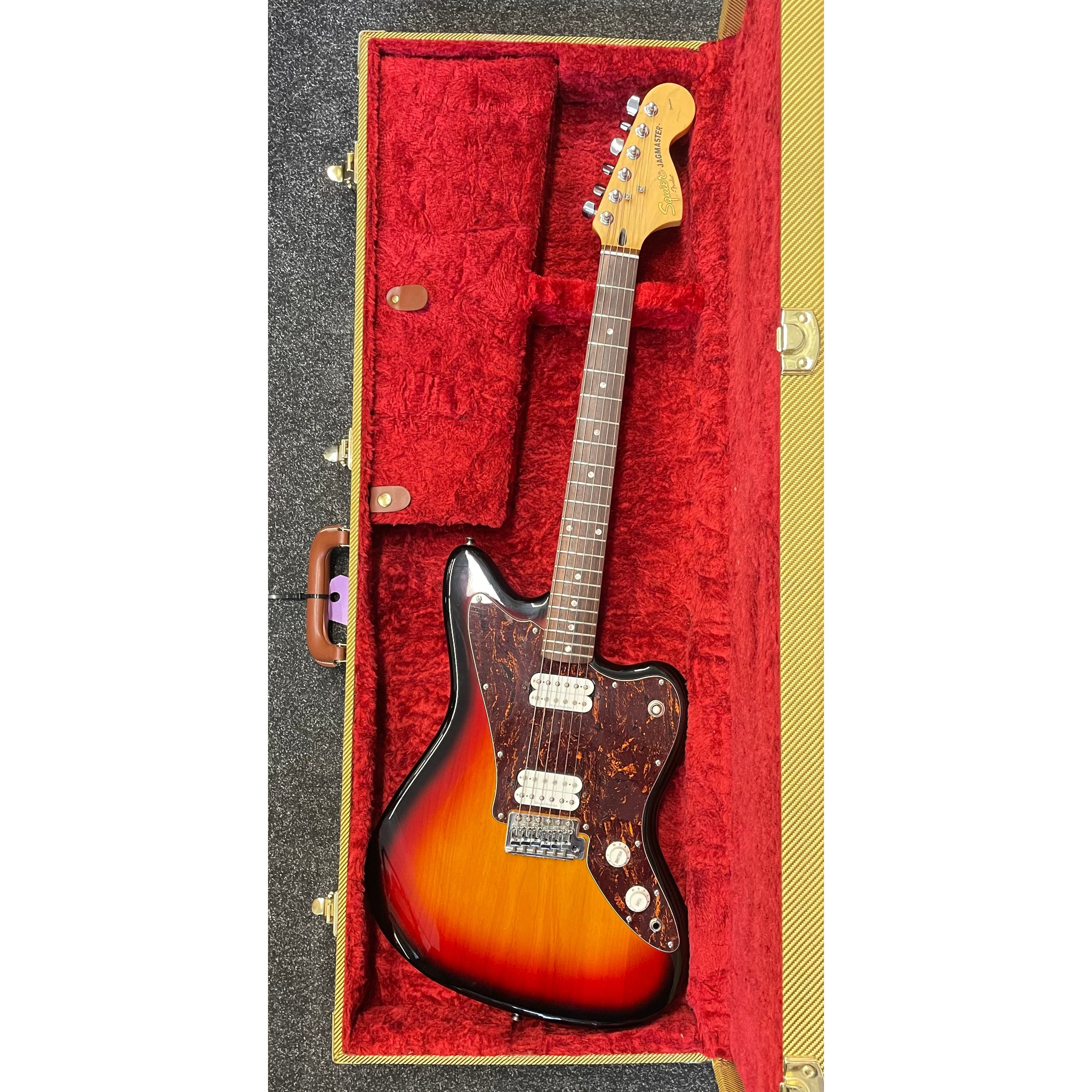 Squier by Fender Standard Series Jagmaster Hybrid Electric Guitar in Three Tone Sunburst with Hardcase Pre-Owned