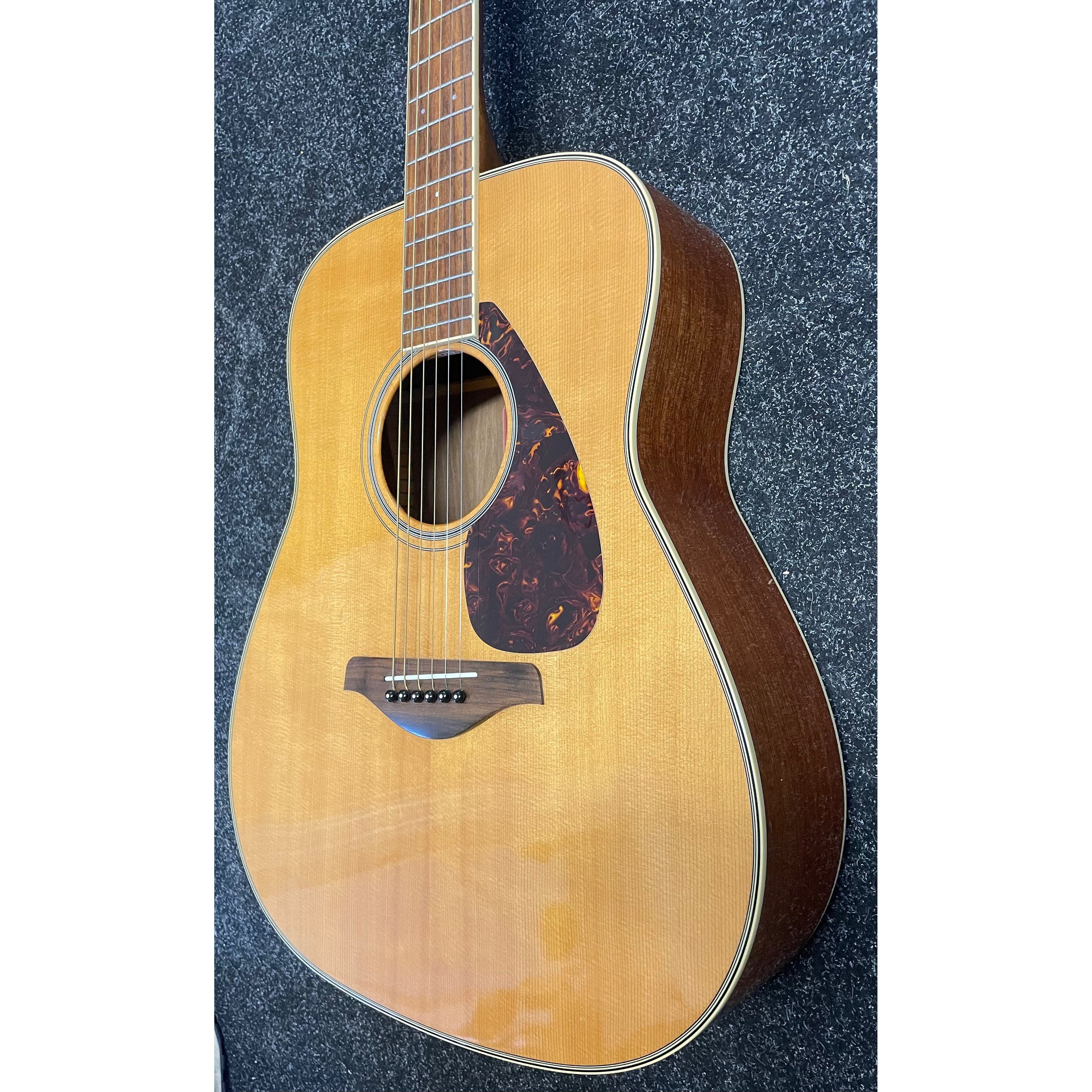Yamaha FG720S Dreadnought Size Acoustic Guitar in Natural with Gigbag Pre-Owned