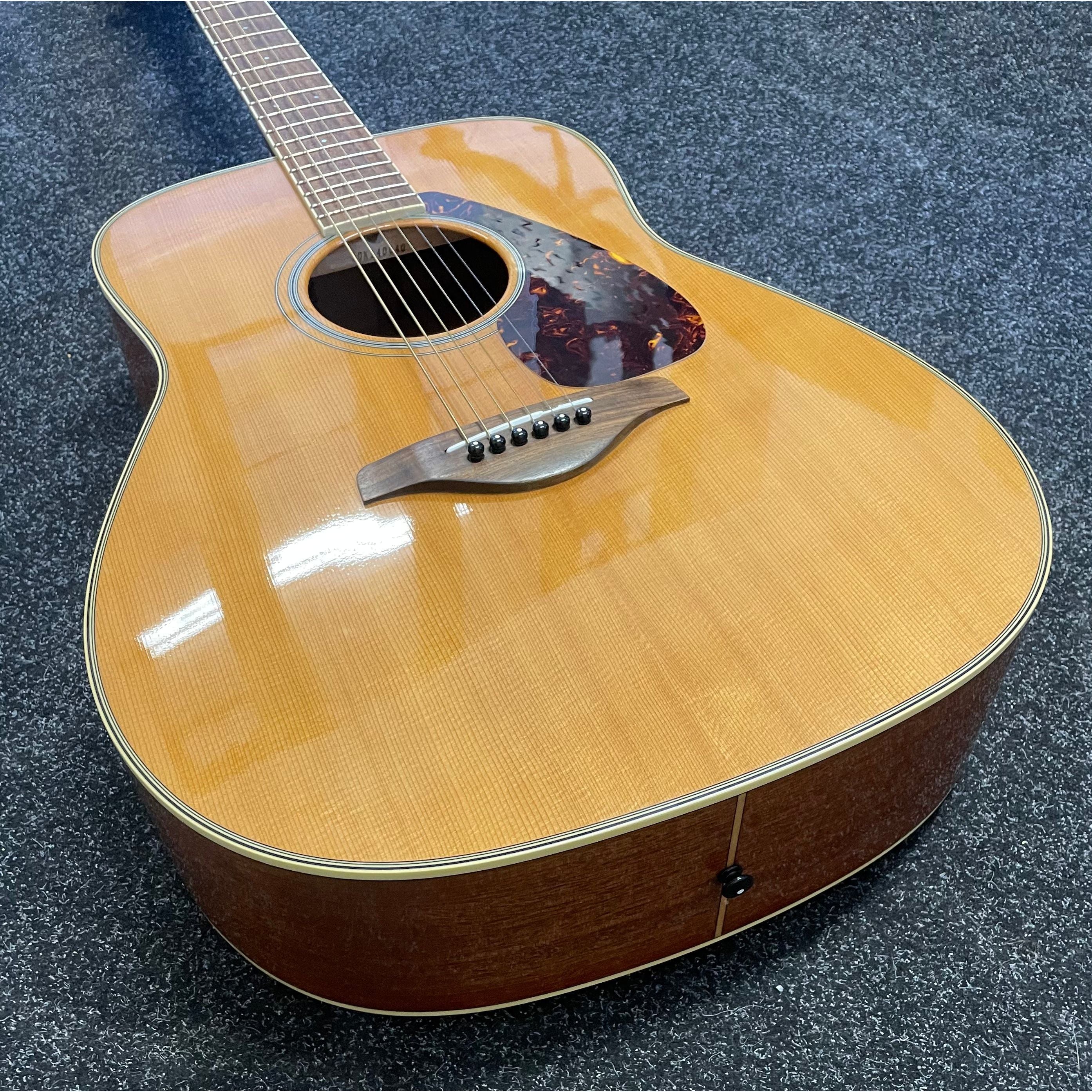 Yamaha FG720S Dreadnought Size Acoustic Guitar in Natural with Gigbag Pre-Owned