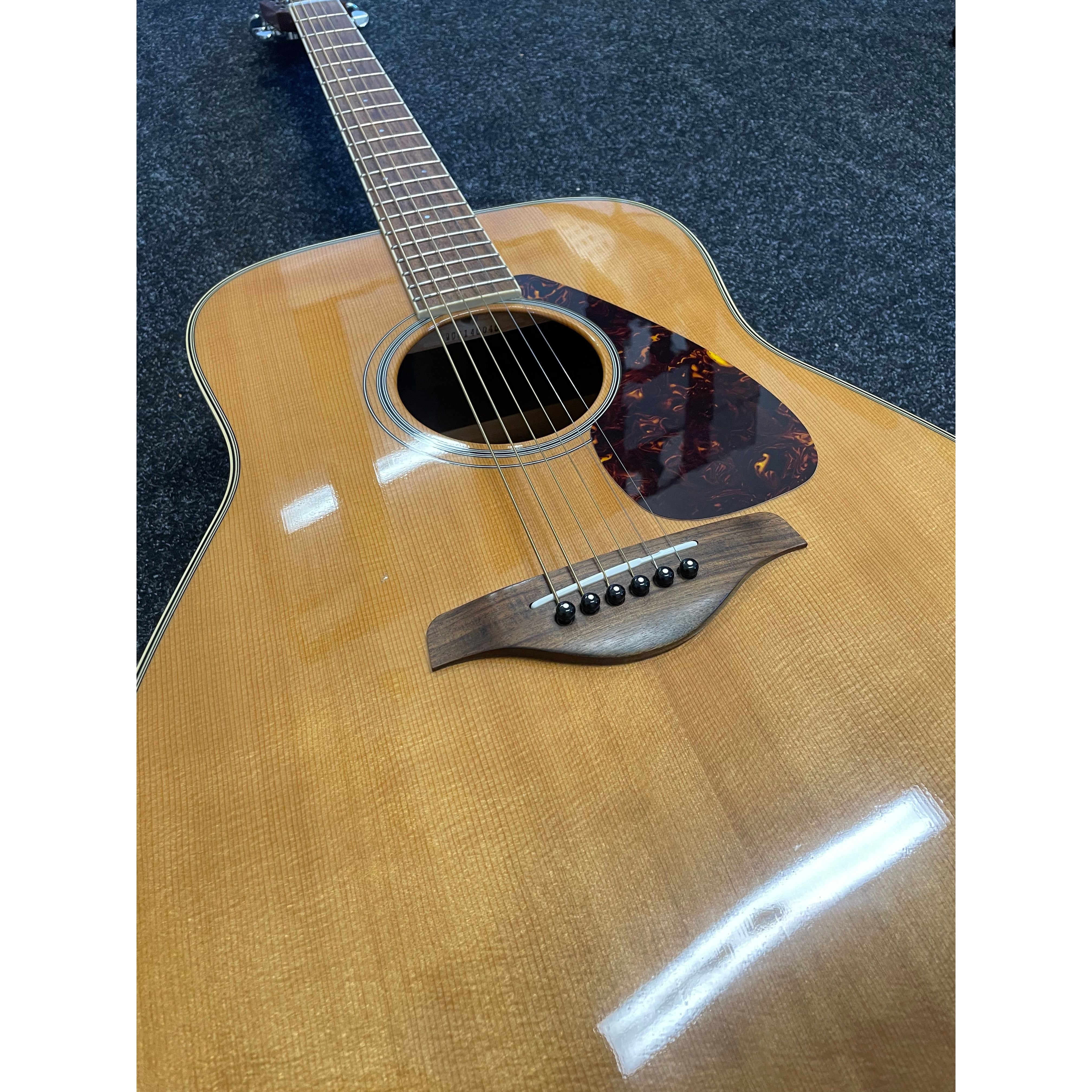 Yamaha FG720S Dreadnought Size Acoustic Guitar in Natural with Gigbag Pre-Owned