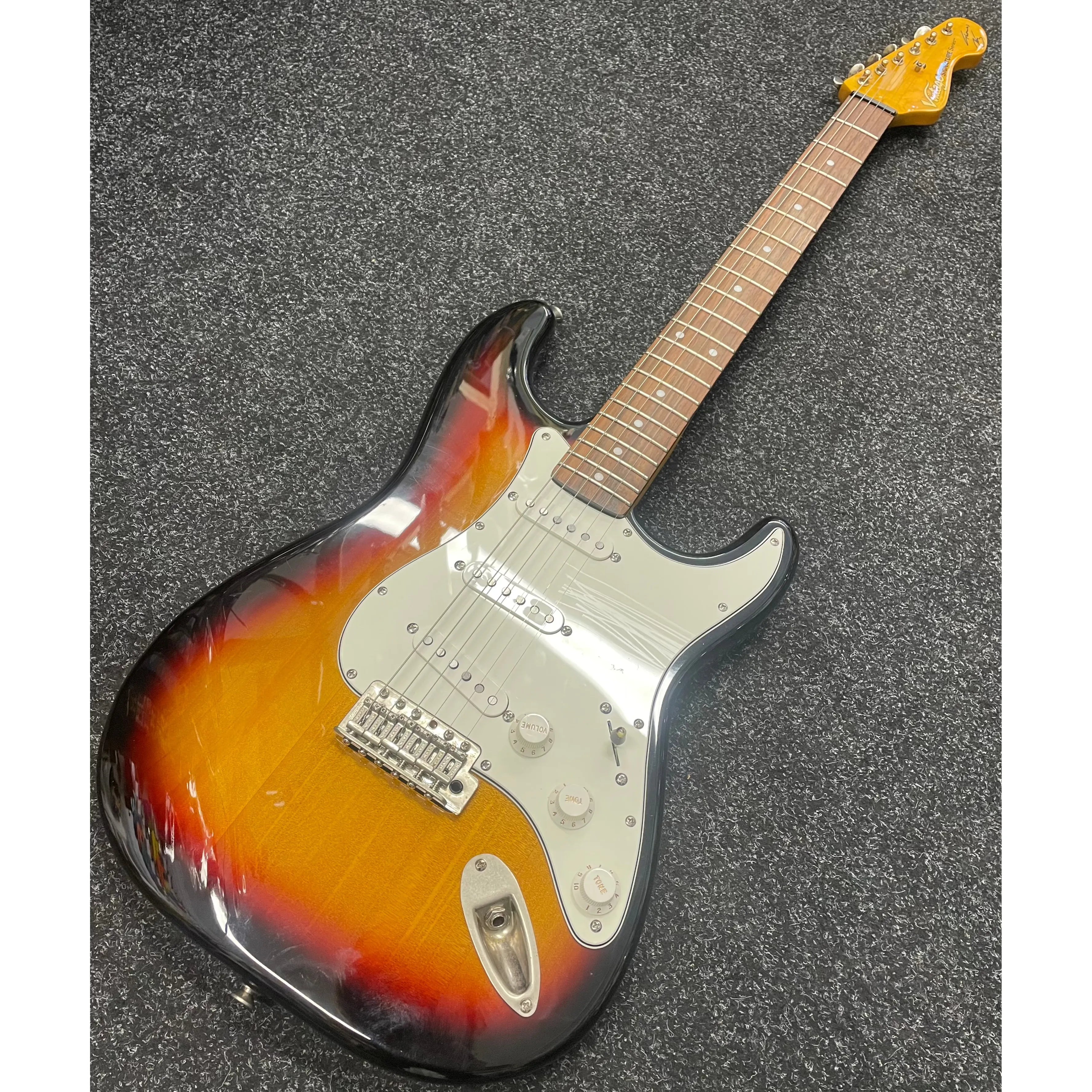 Vintage Thomas Blug V6MRTBG & Squier Affinity Partscaster Pre-Owned