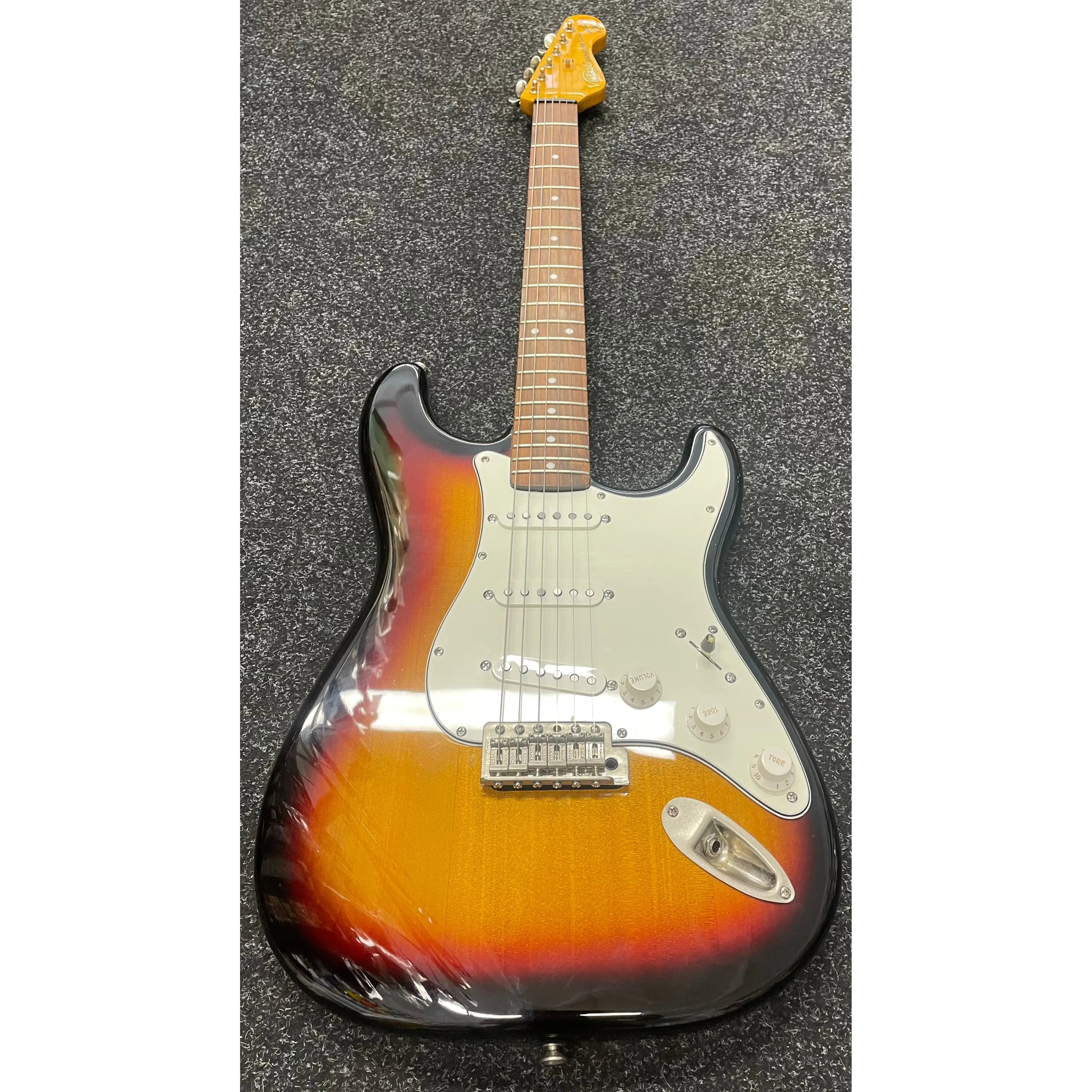 Vintage Thomas Blug V6MRTBG & Squier Affinity Partscaster Pre-Owned