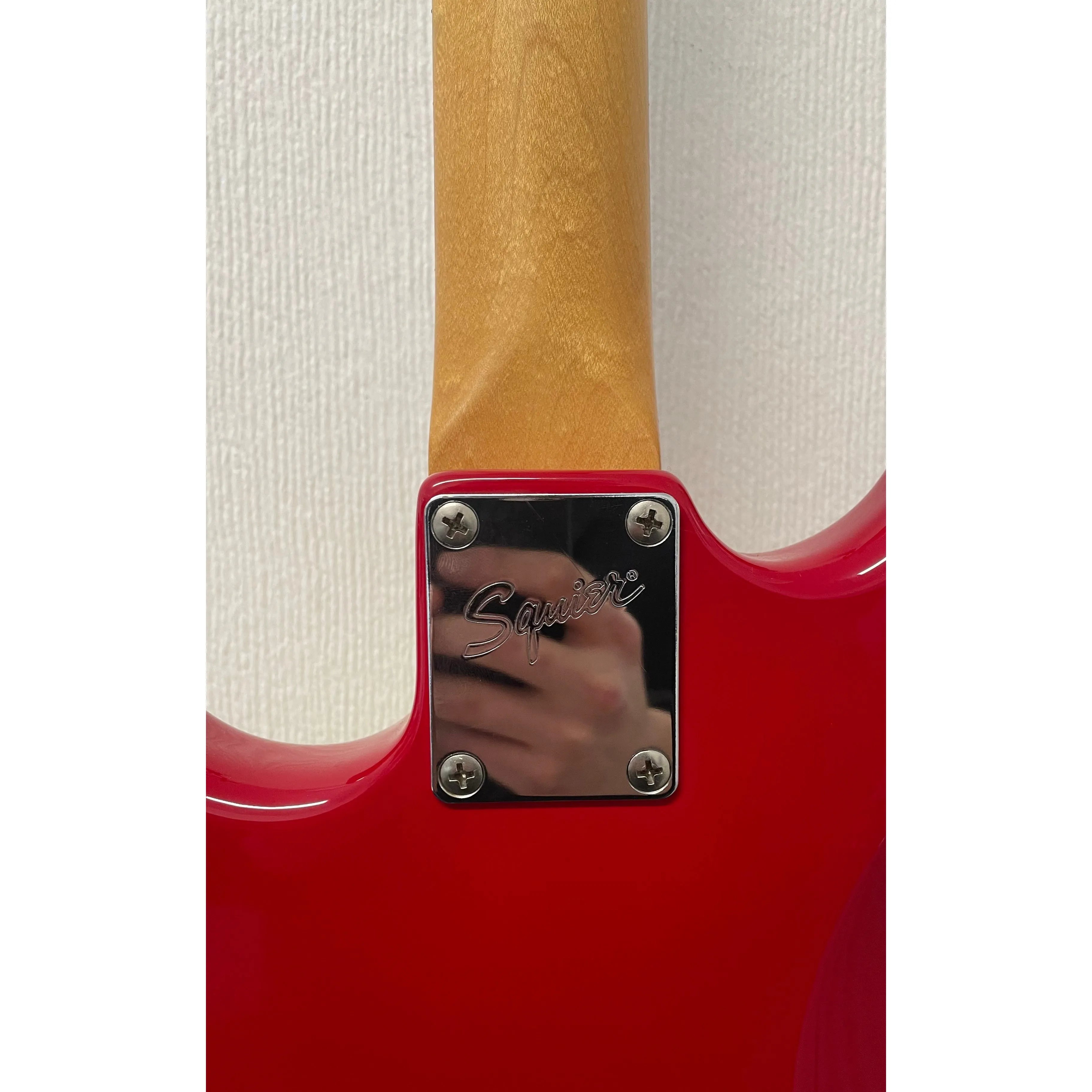 Squier Affinity Stratocaster in Candy Apple Red Pre-Owned