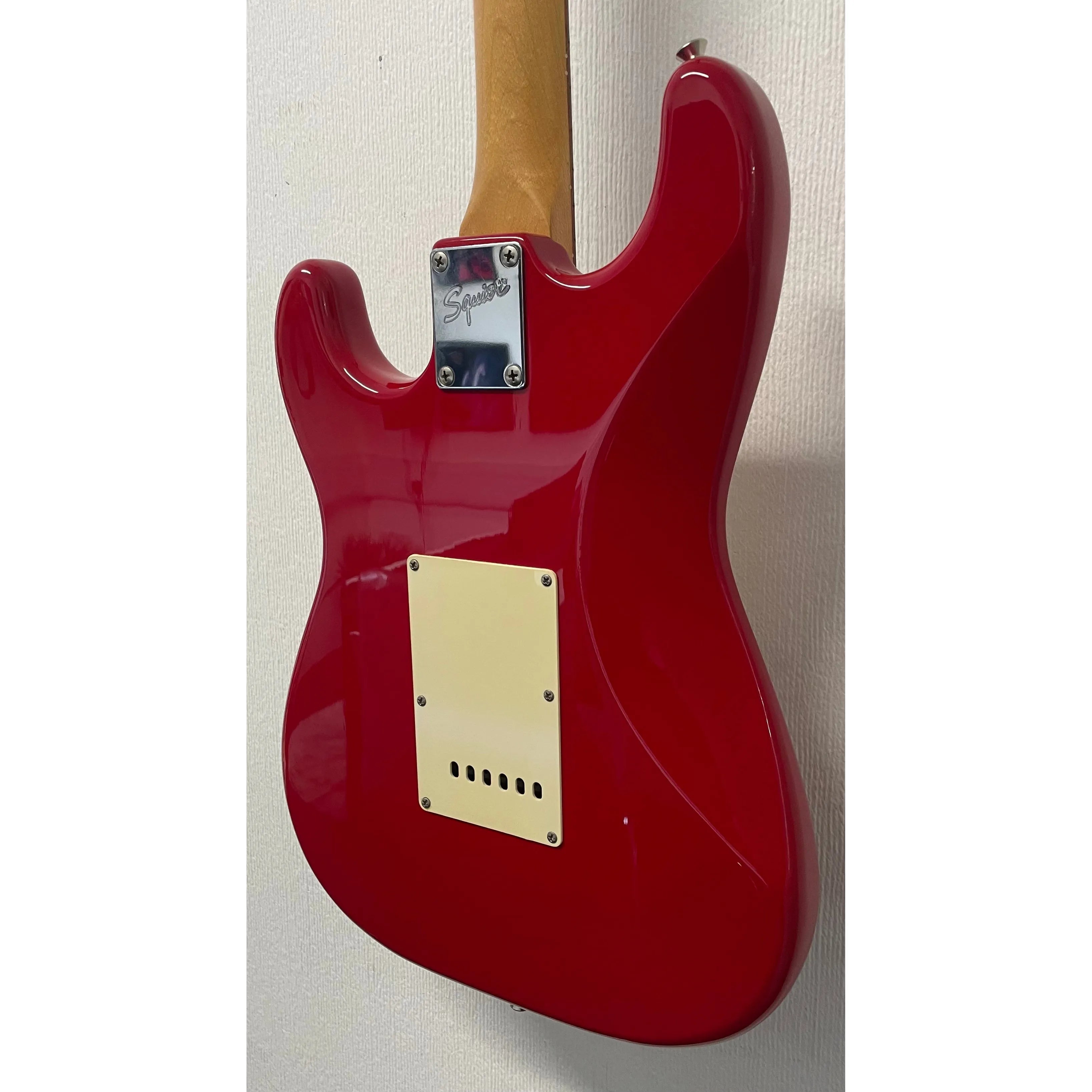 Squier Affinity Stratocaster in Candy Apple Red Pre-Owned