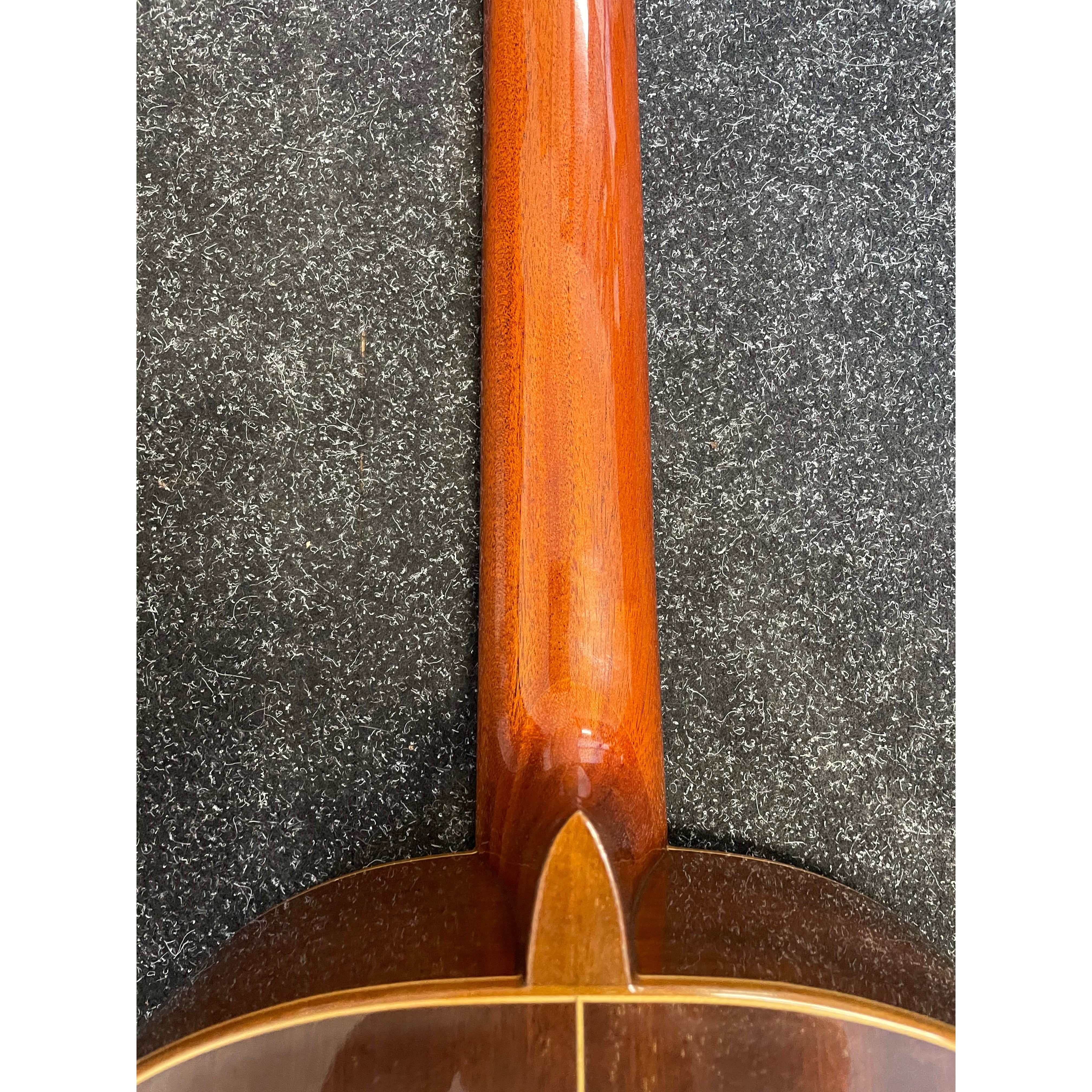 Raimundo Mod.123 Spanish Classical Flamenco Guitar in Natural with Styrofoam Case Pre-Owned