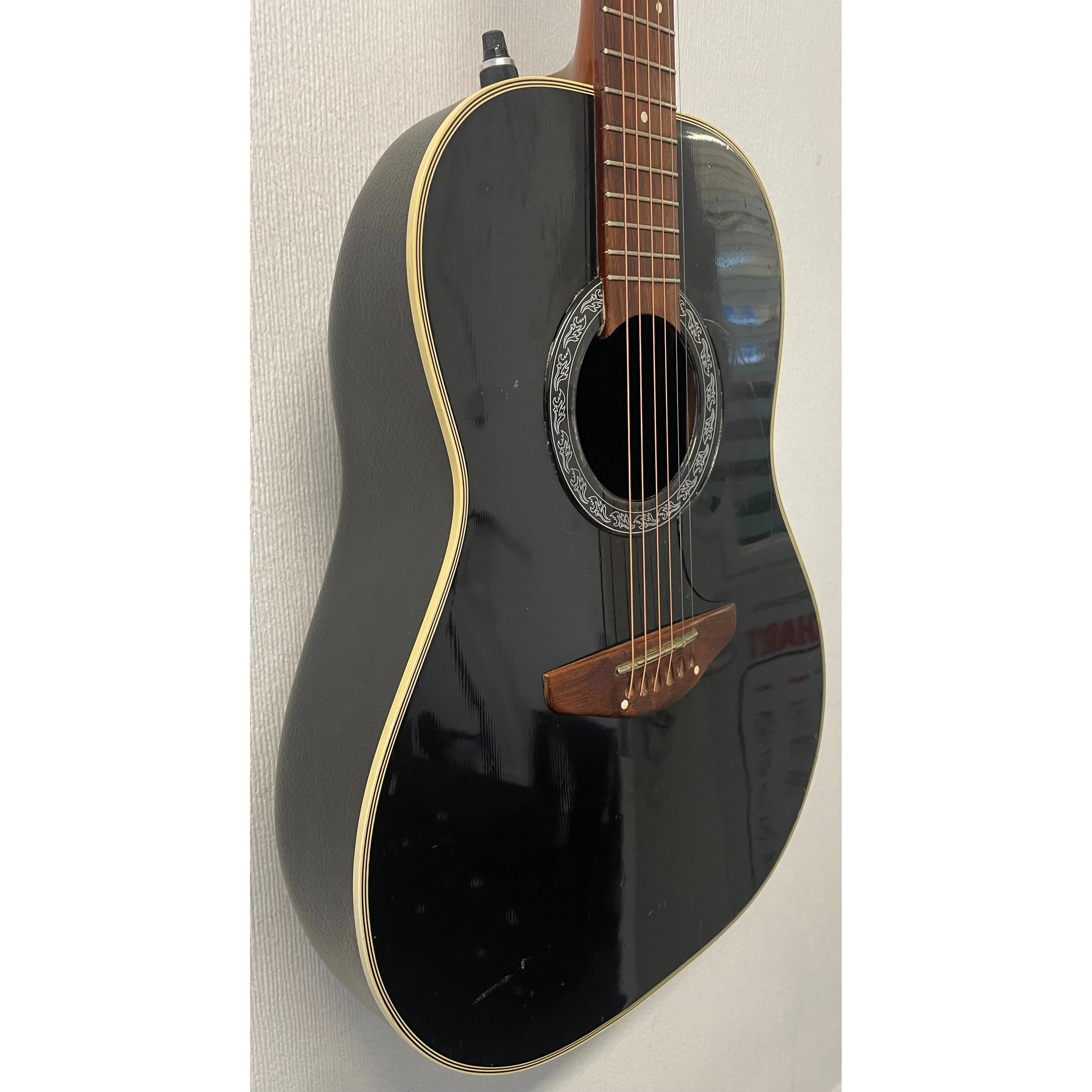 Clarissa Roundback Electro-Acoustic Ovation Style G100EL in Black Pre-Owned