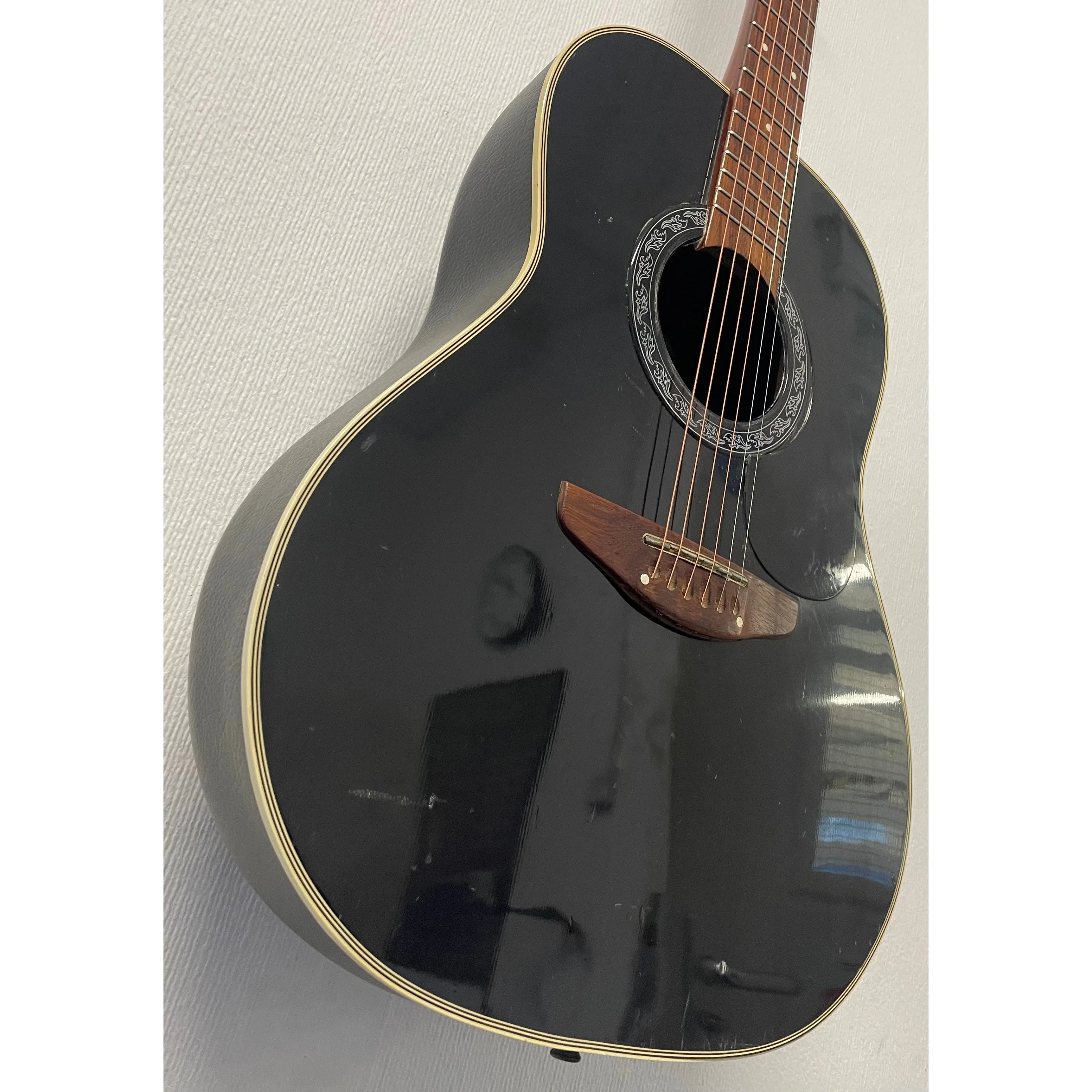 Clarissa Roundback Electro-Acoustic Ovation Style G100EL in Black Pre-Owned