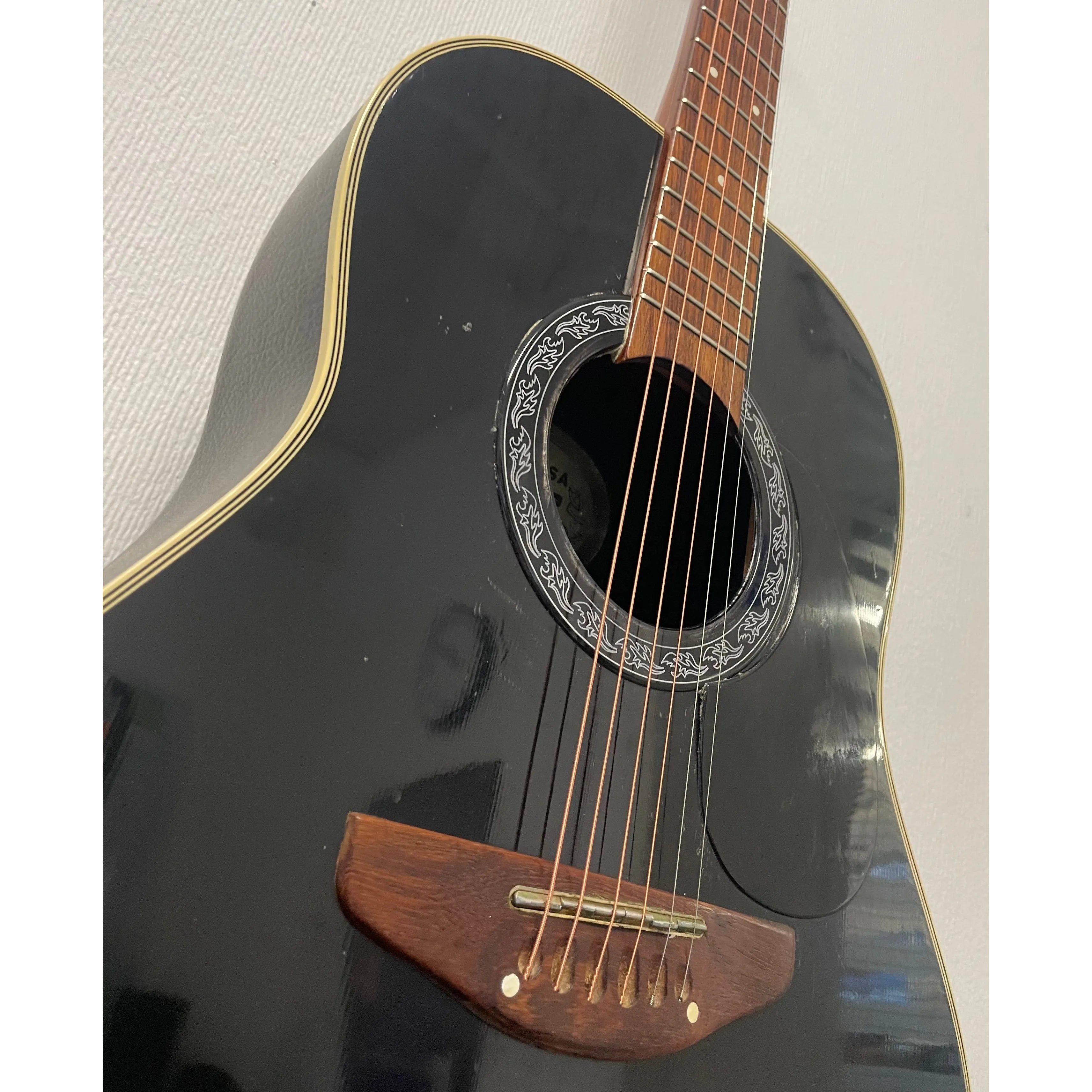 Clarissa Roundback Electro-Acoustic Ovation Style G100EL in Black Pre-Owned