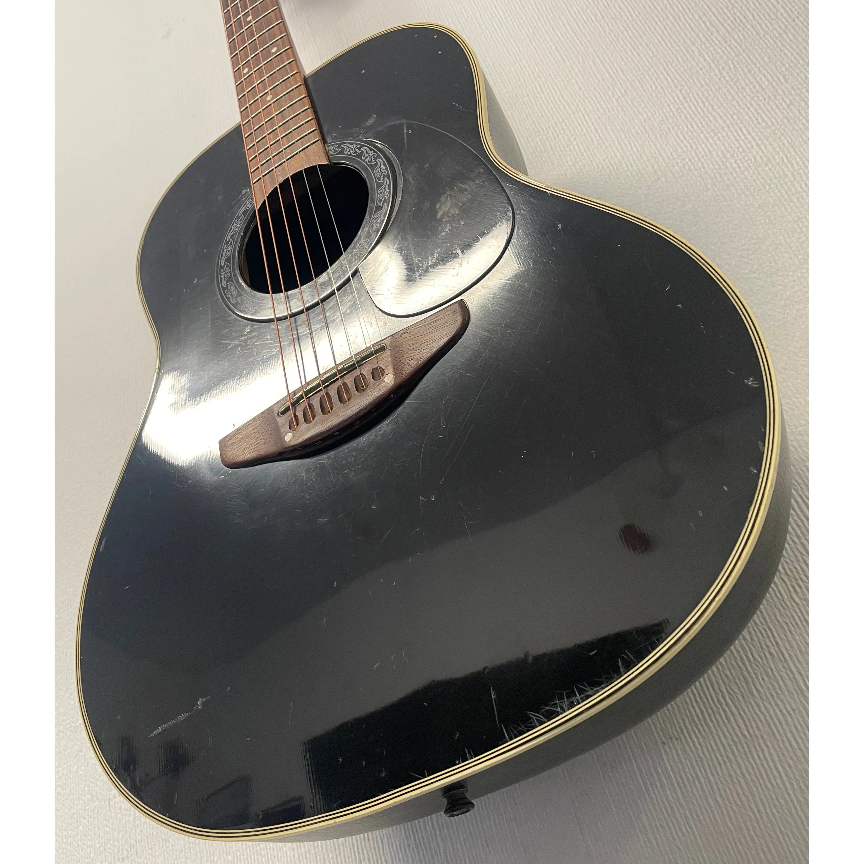 Clarissa Roundback Electro-Acoustic Ovation Style G100EL in Black Pre-Owned