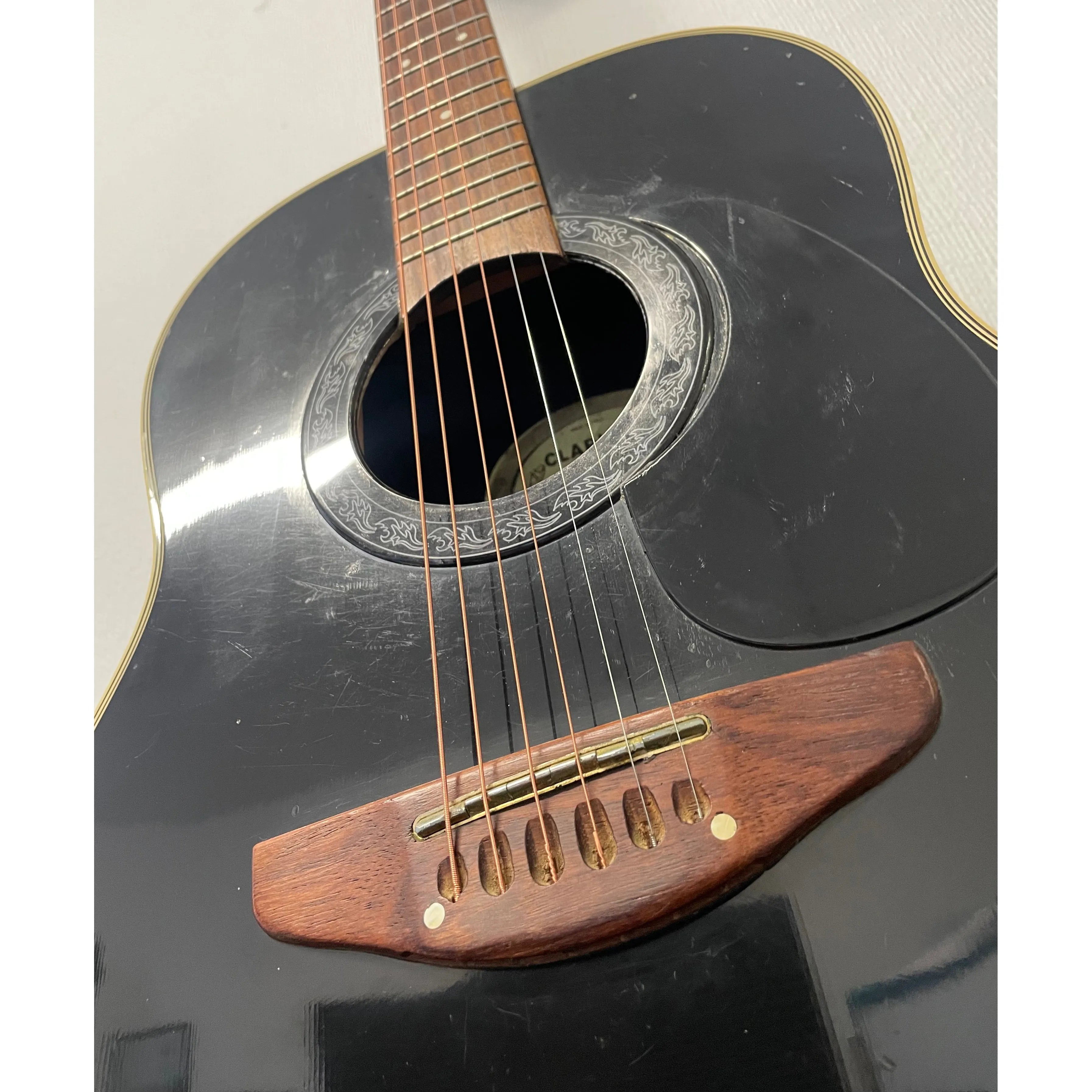 Clarissa Roundback Electro-Acoustic Ovation Style G100EL in Black Pre-Owned