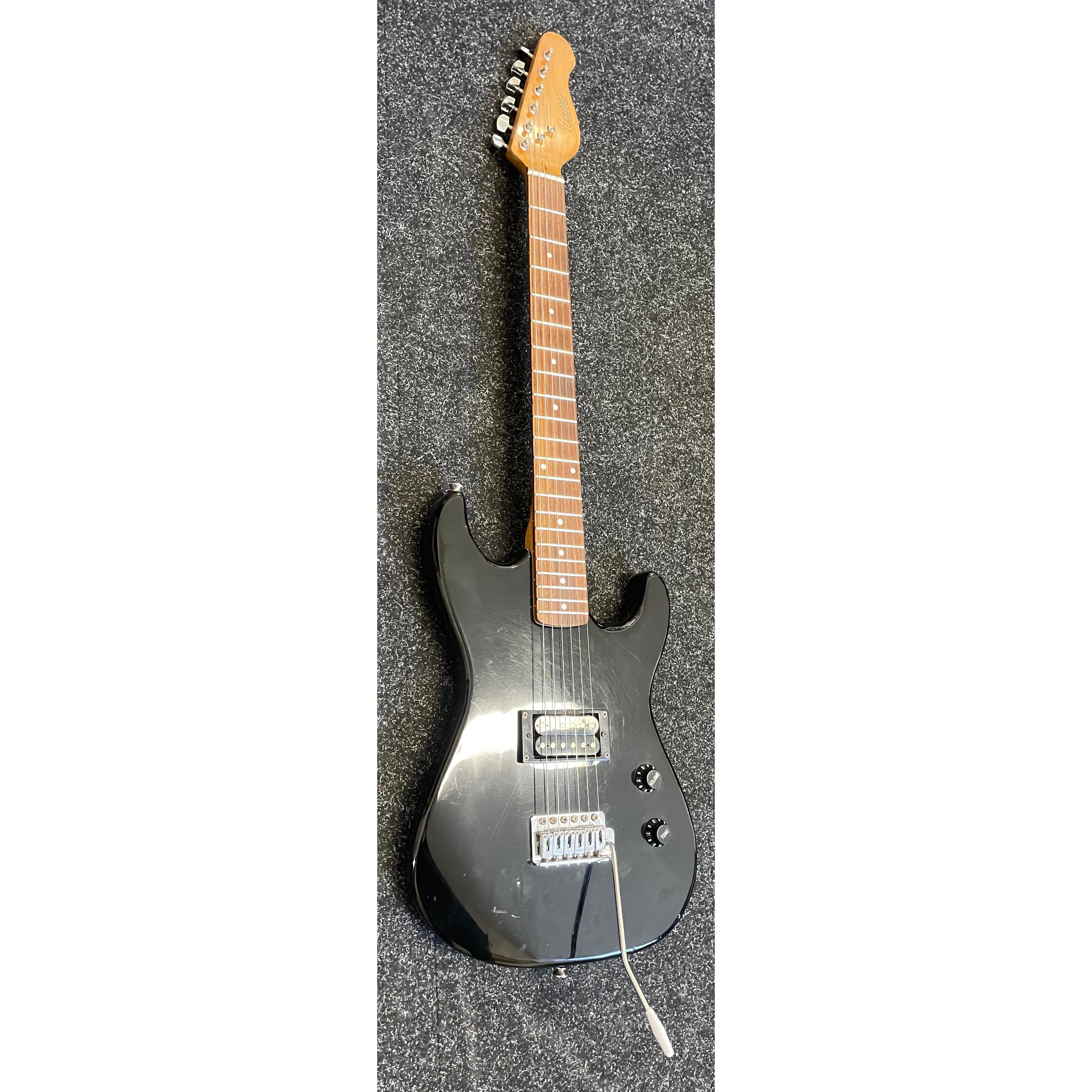 Encore 3/4 Electric Guitar S-Style in Gloss Black Pre-Owned