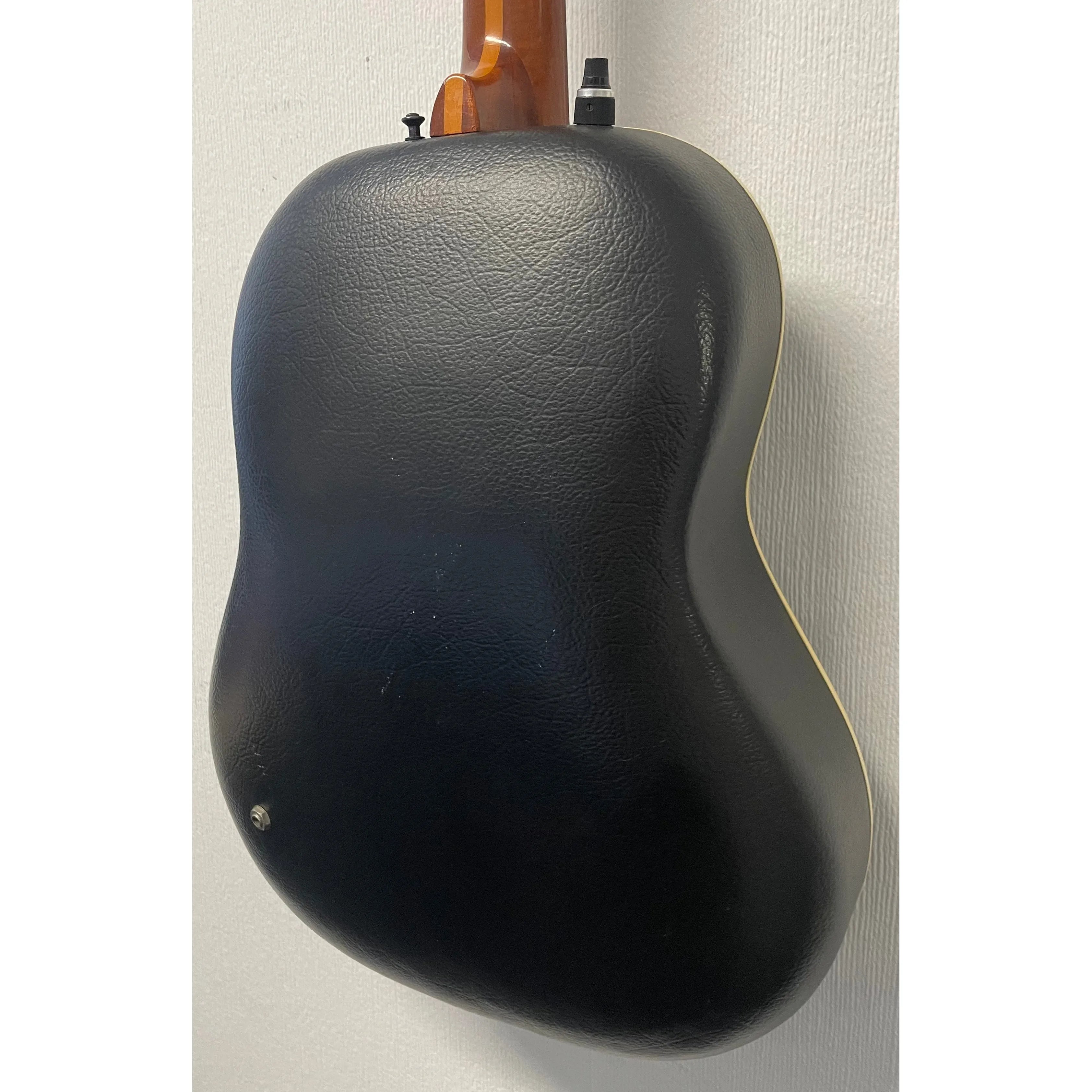 Clarissa Roundback Electro-Acoustic Ovation Style G100EL in Black Pre-Owned