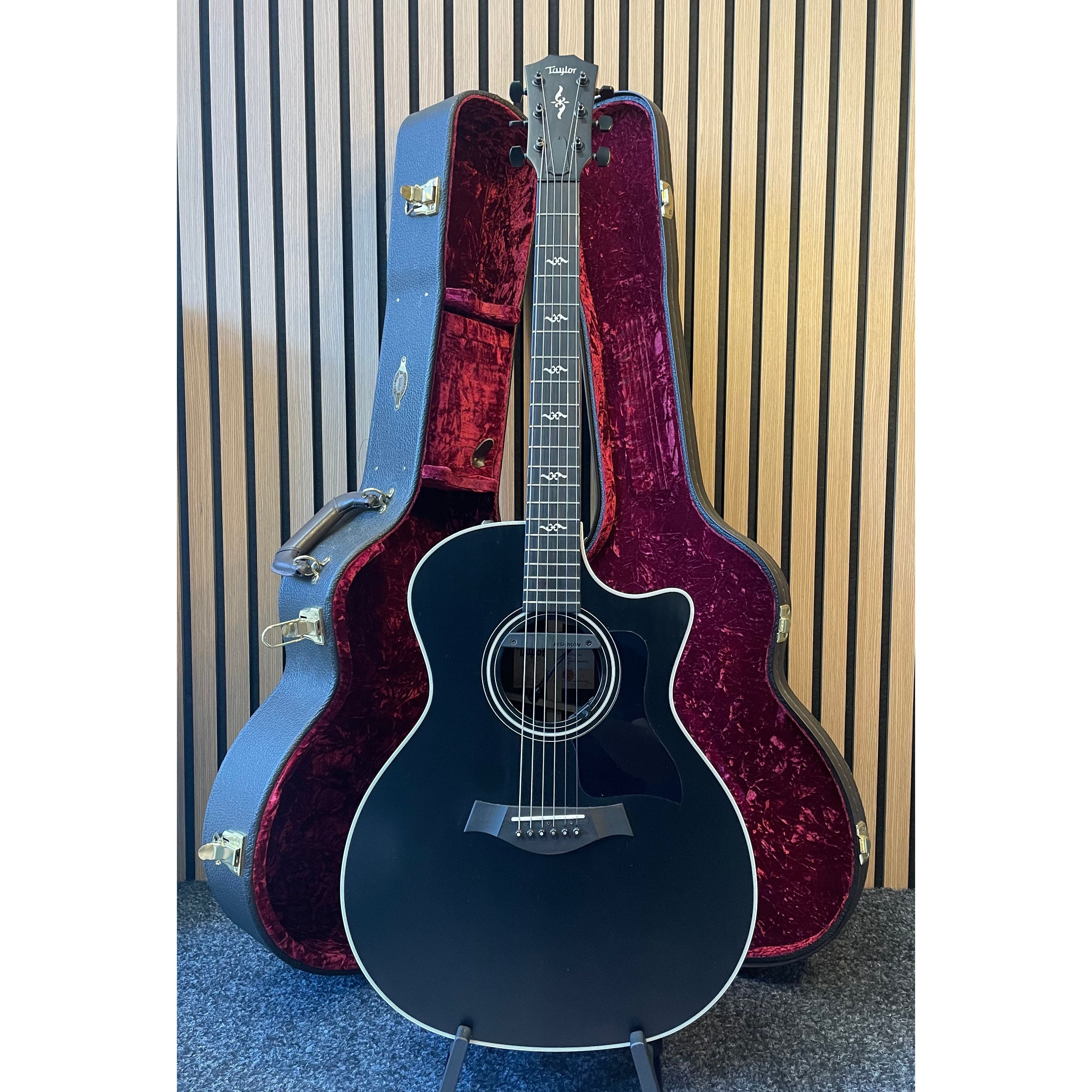 Taylor 414CE-R Blacktop Limited Edition with Fishman Split Earth Pickup System and Hardcase Pre-Owned