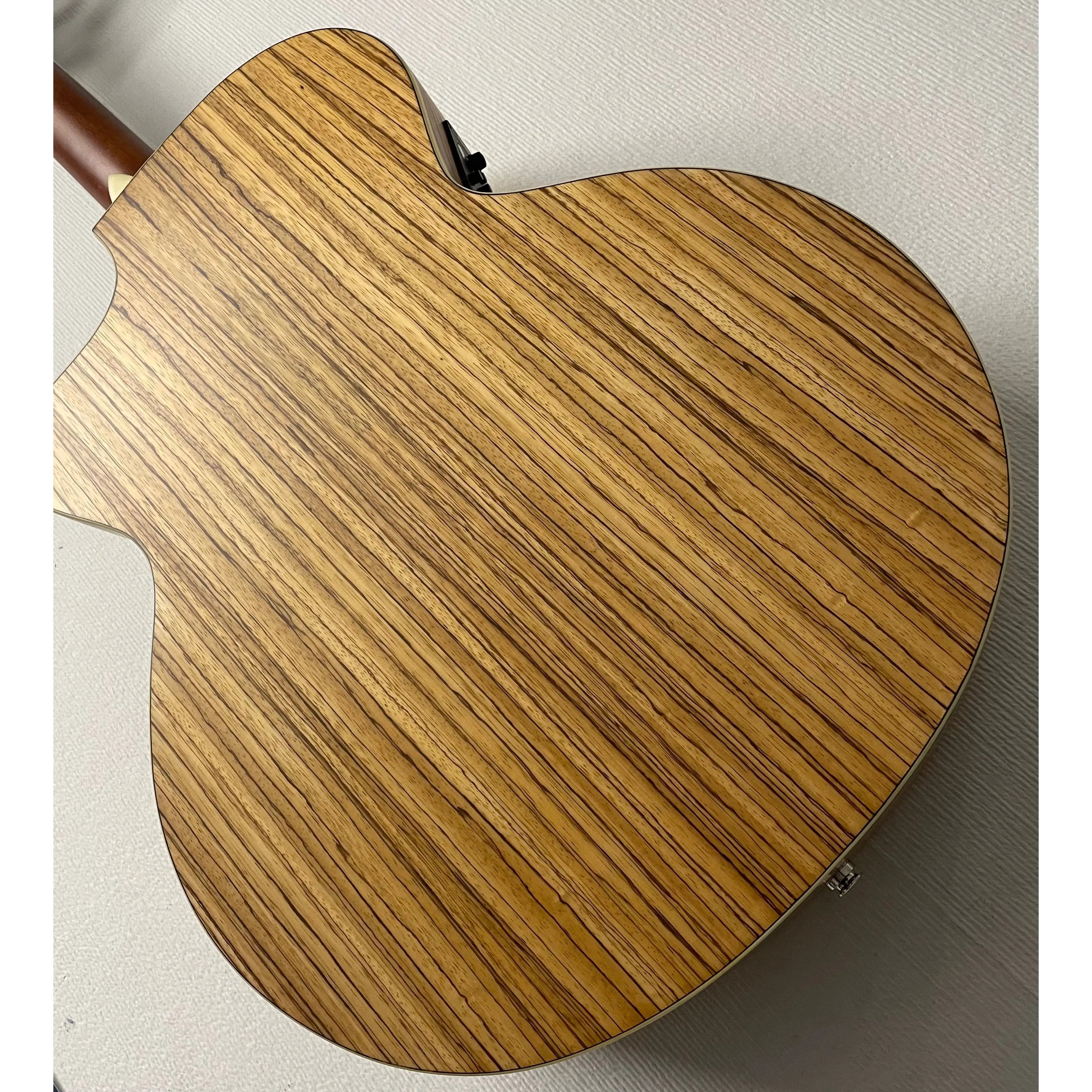 Turner Jumbo 45CE Electro Acoustic Guitar