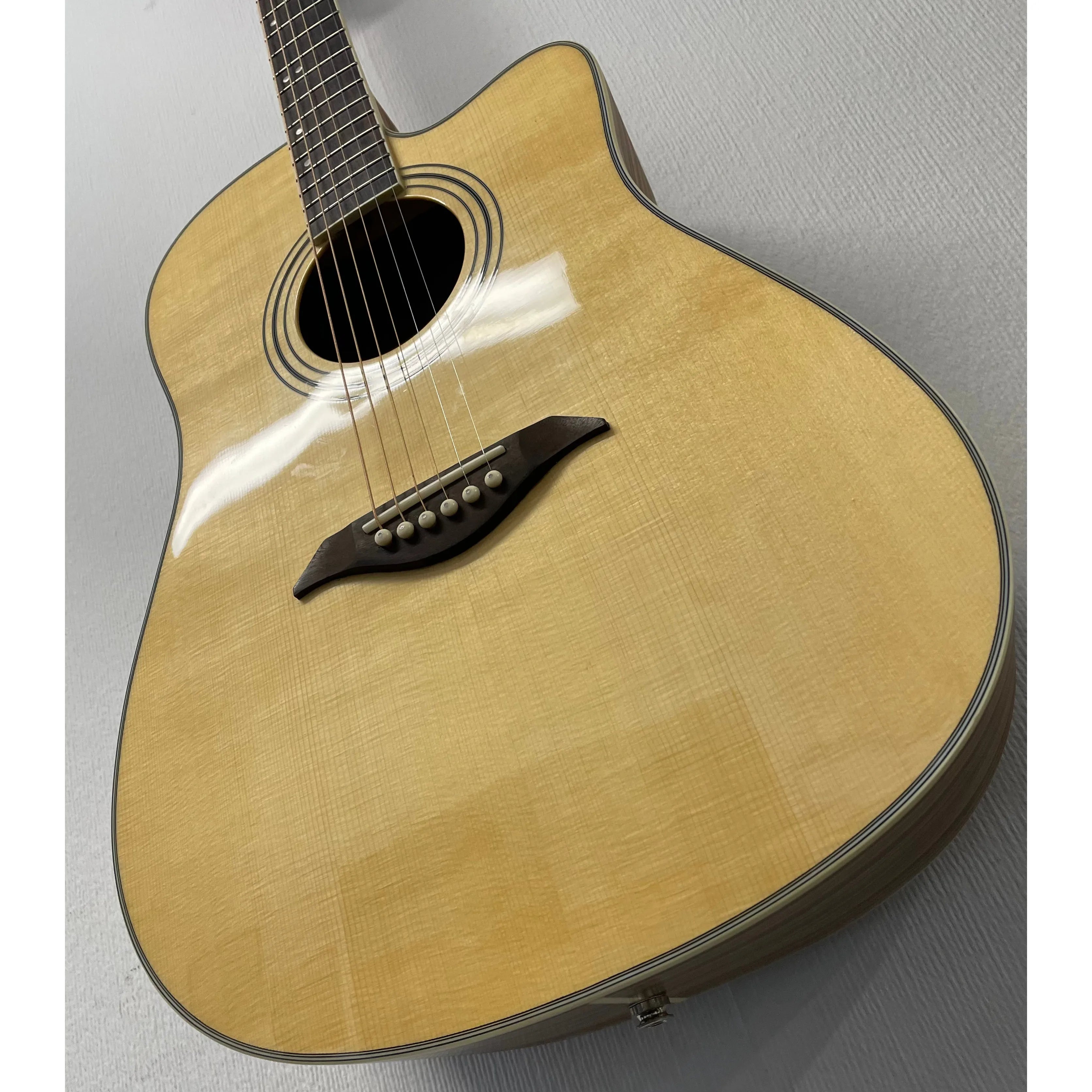 Turner Dreadnought 40CE Electro Acoustic Guitar