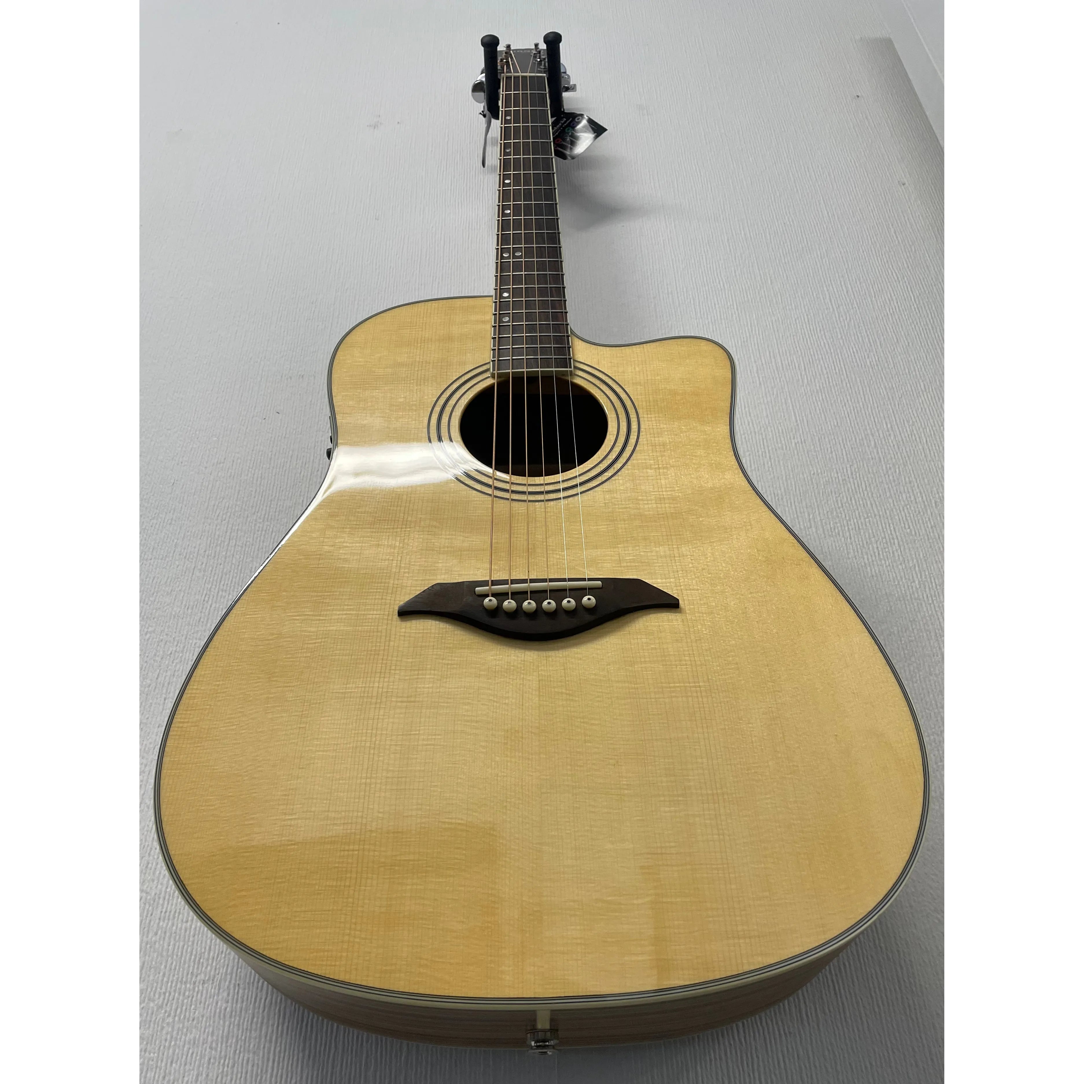 Turner Dreadnought 40CE Electro Acoustic Guitar