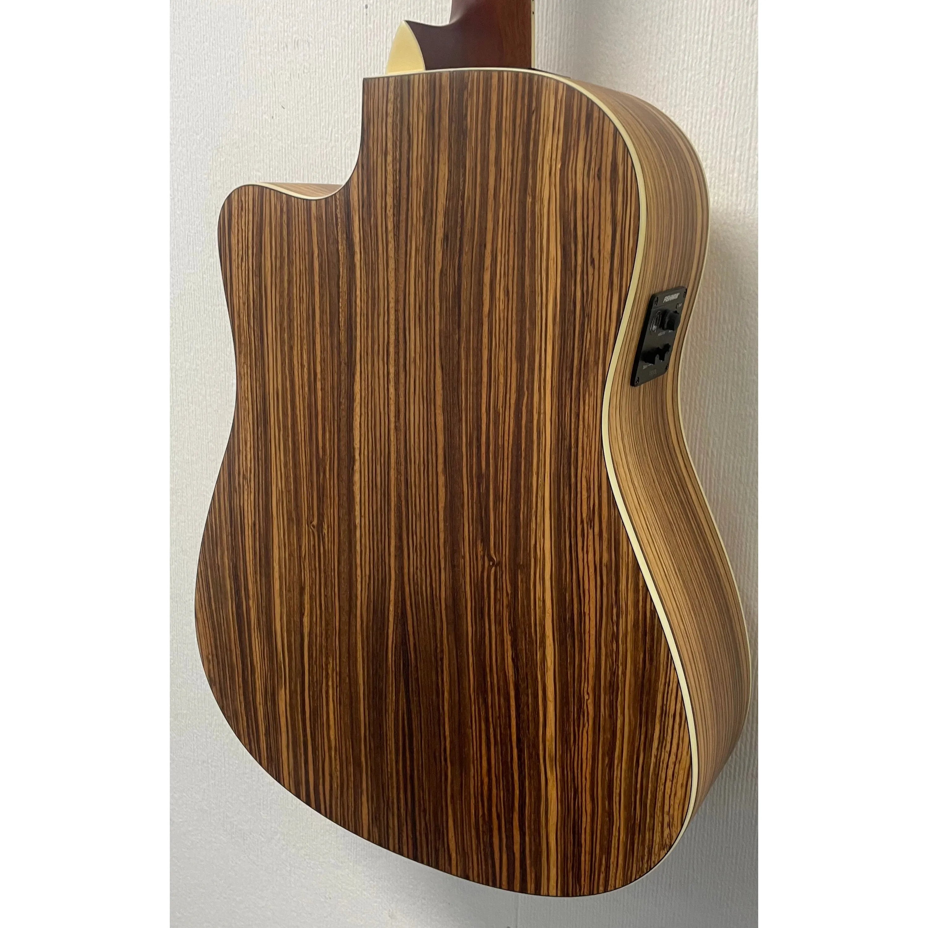 Turner Dreadnought 40CE Electro Acoustic Guitar