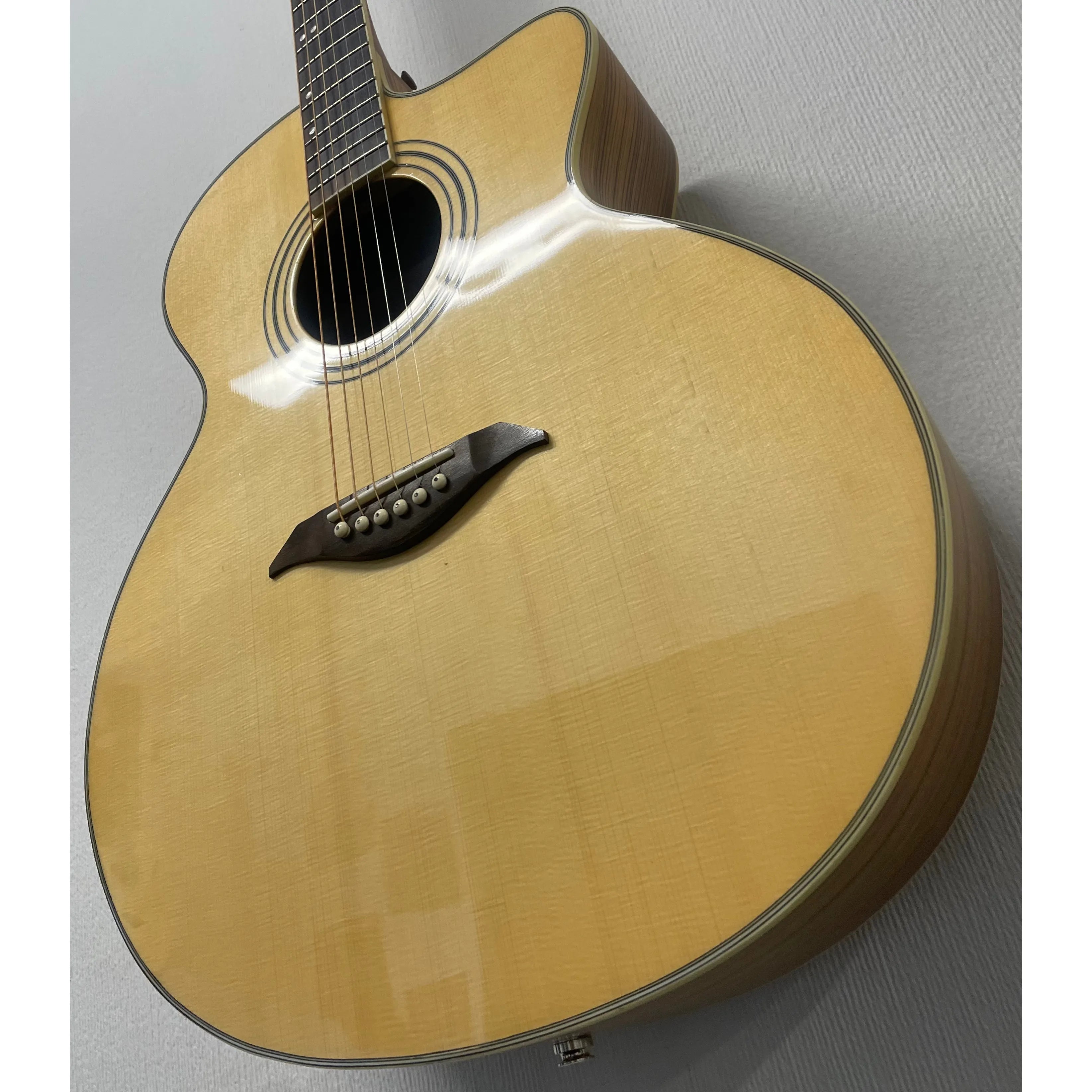 Turner Jumbo 45CE Electro Acoustic Guitar