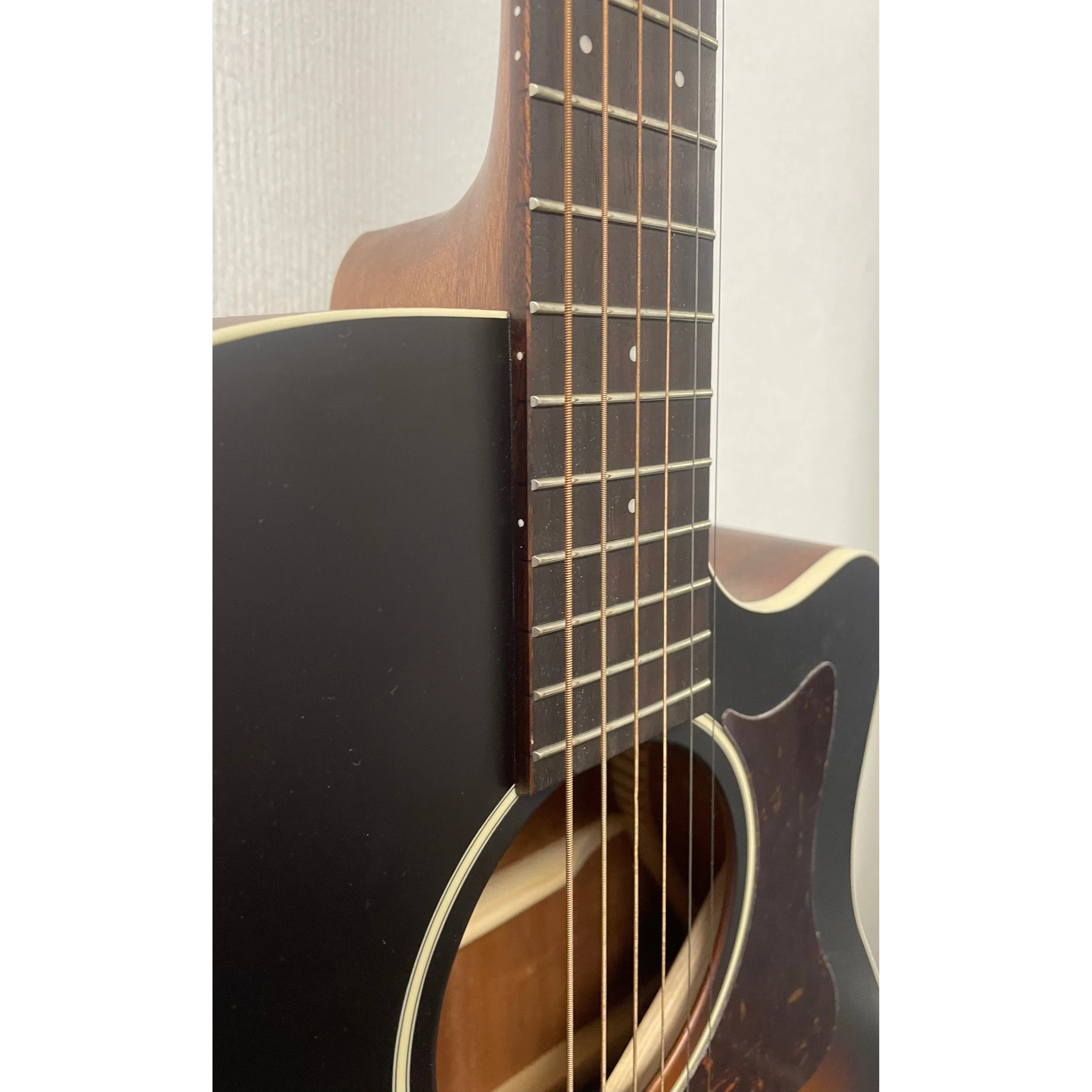 Cort GA1E Grand Regal Series Grand Auditorium Electro Acoustic Guitar in Sunburst Pre-Owned