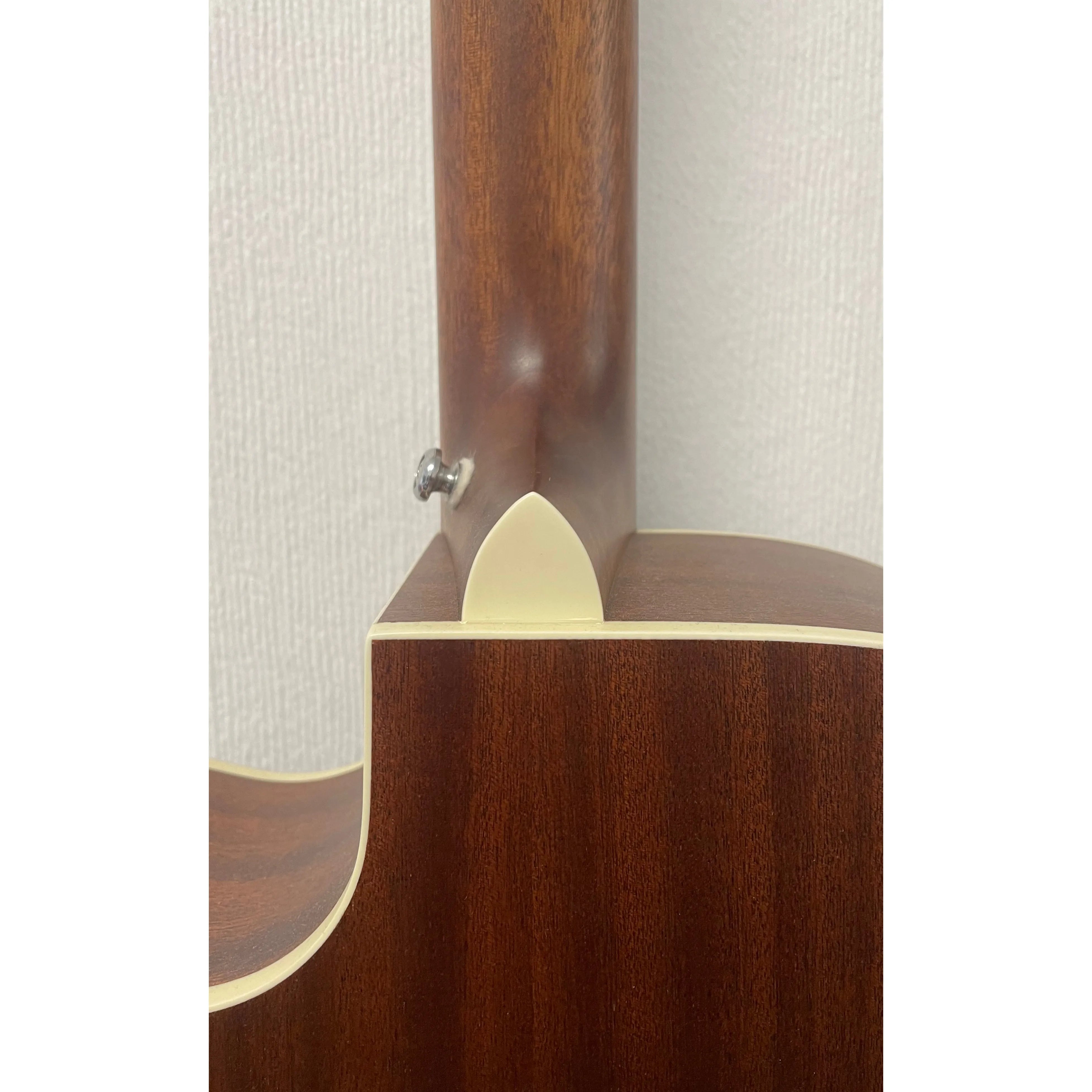 Cort GA1E Grand Regal Series Grand Auditorium Electro Acoustic Guitar in Sunburst Pre-Owned