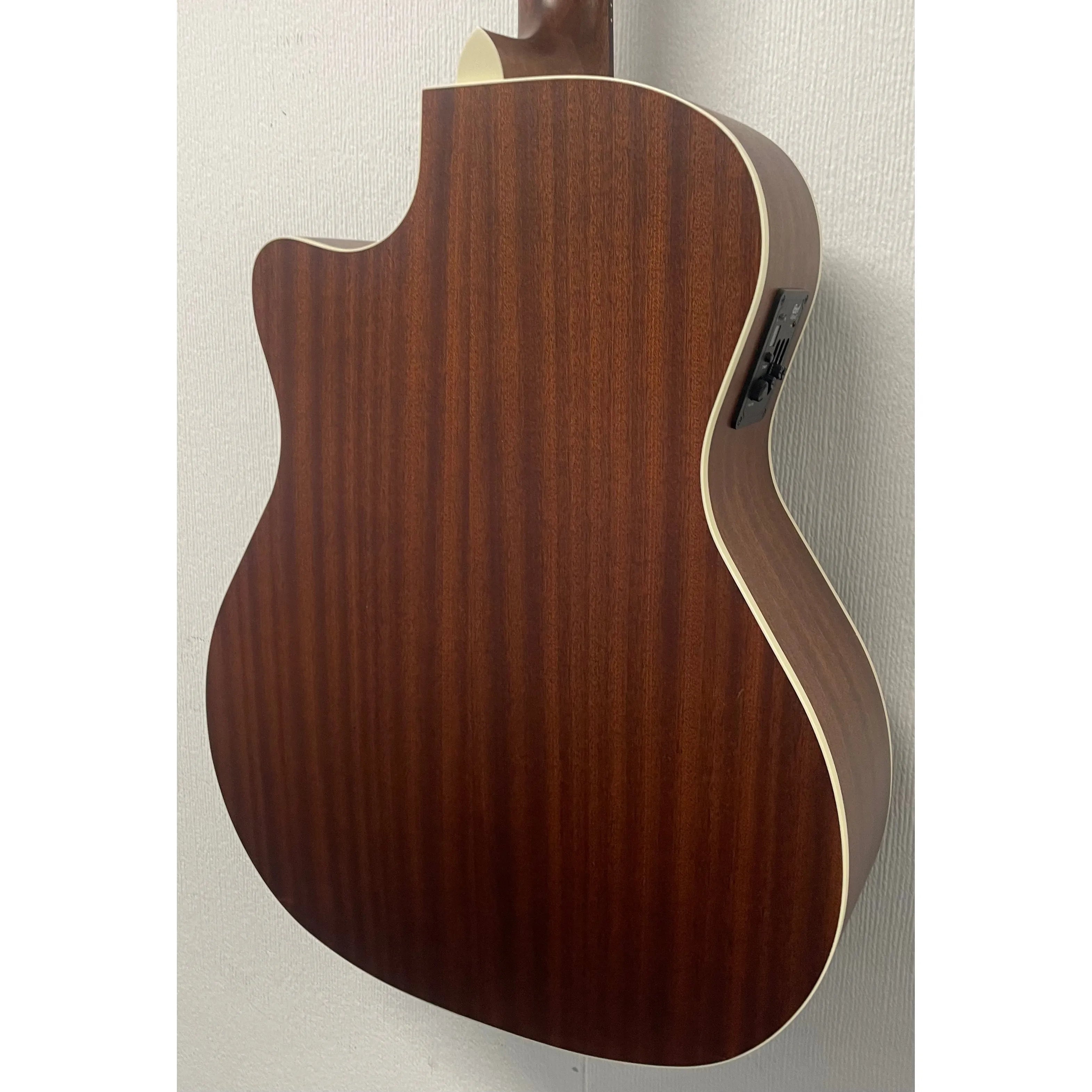 Cort GA1E Grand Regal Series Grand Auditorium Electro Acoustic Guitar in Sunburst Pre-Owned